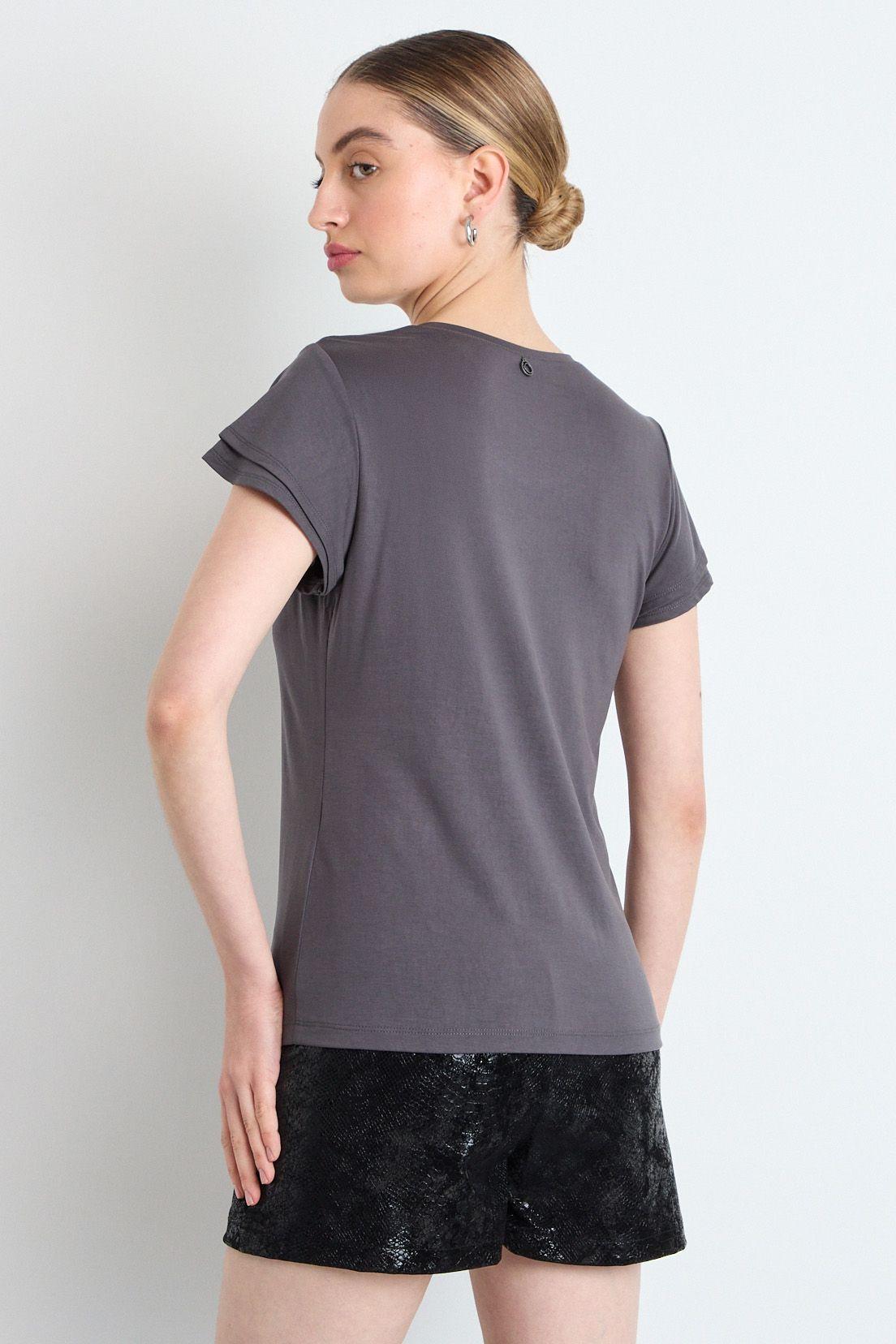 Polera Manga Corta Gris iO 14220225001163-2