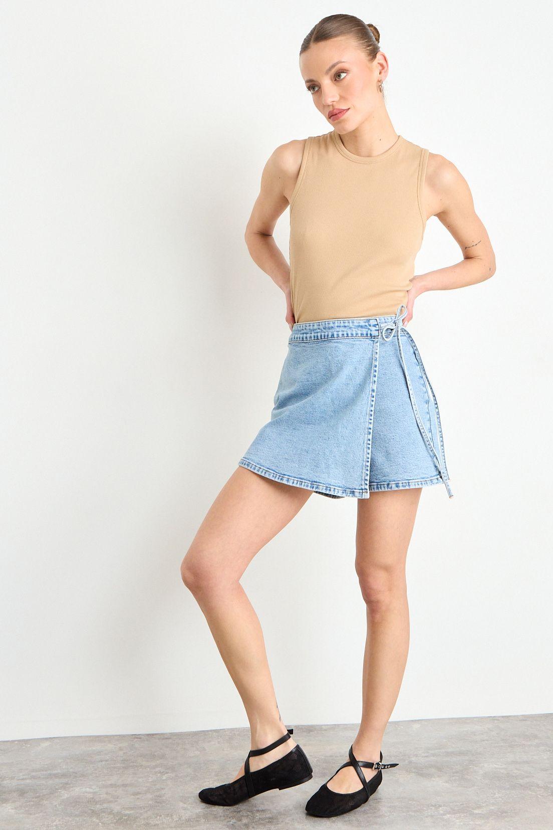 Short Mezclilla Celeste iO 11820225001110-4