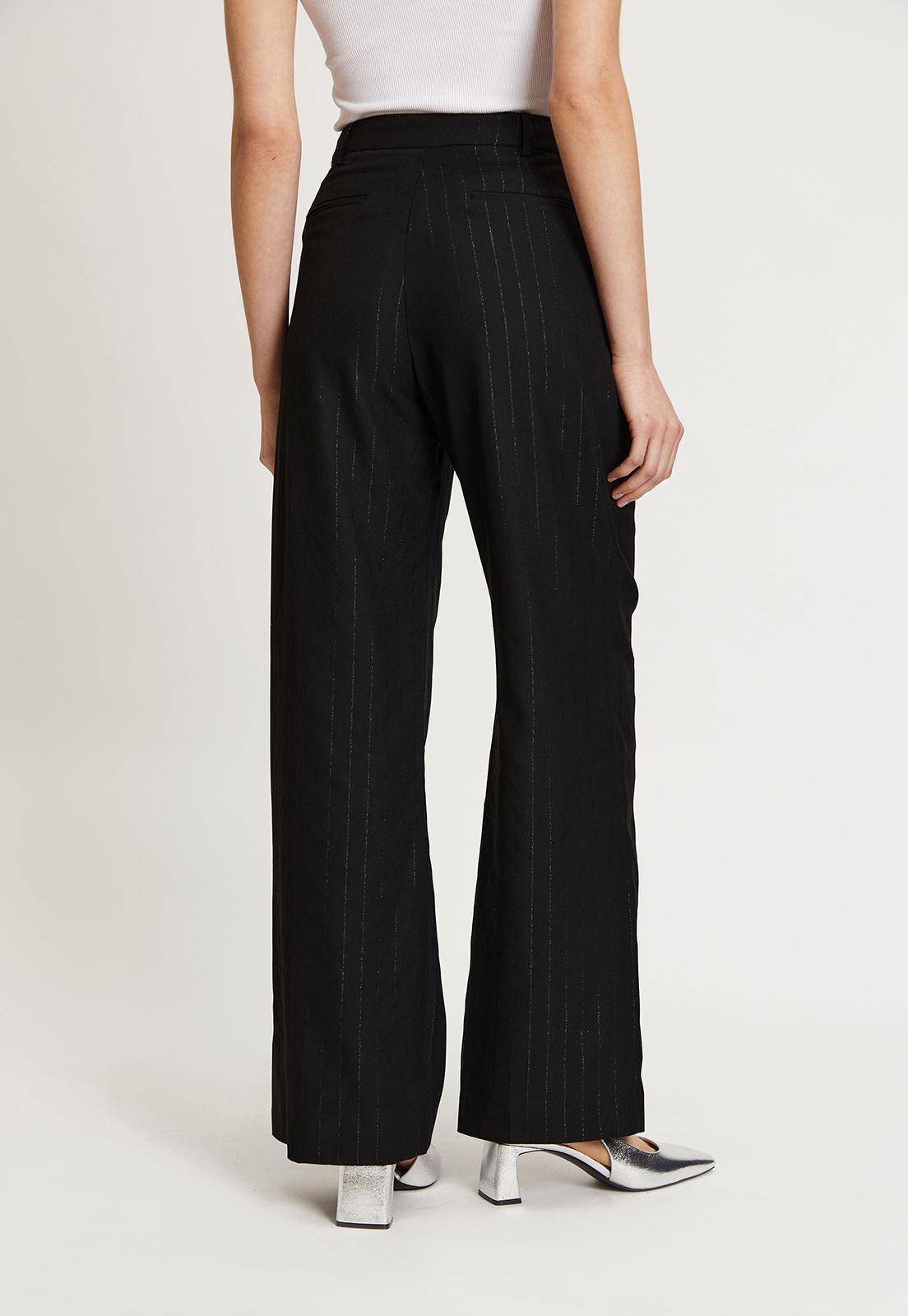 Pantalon Fantasia Negro iO 11120224050102-4