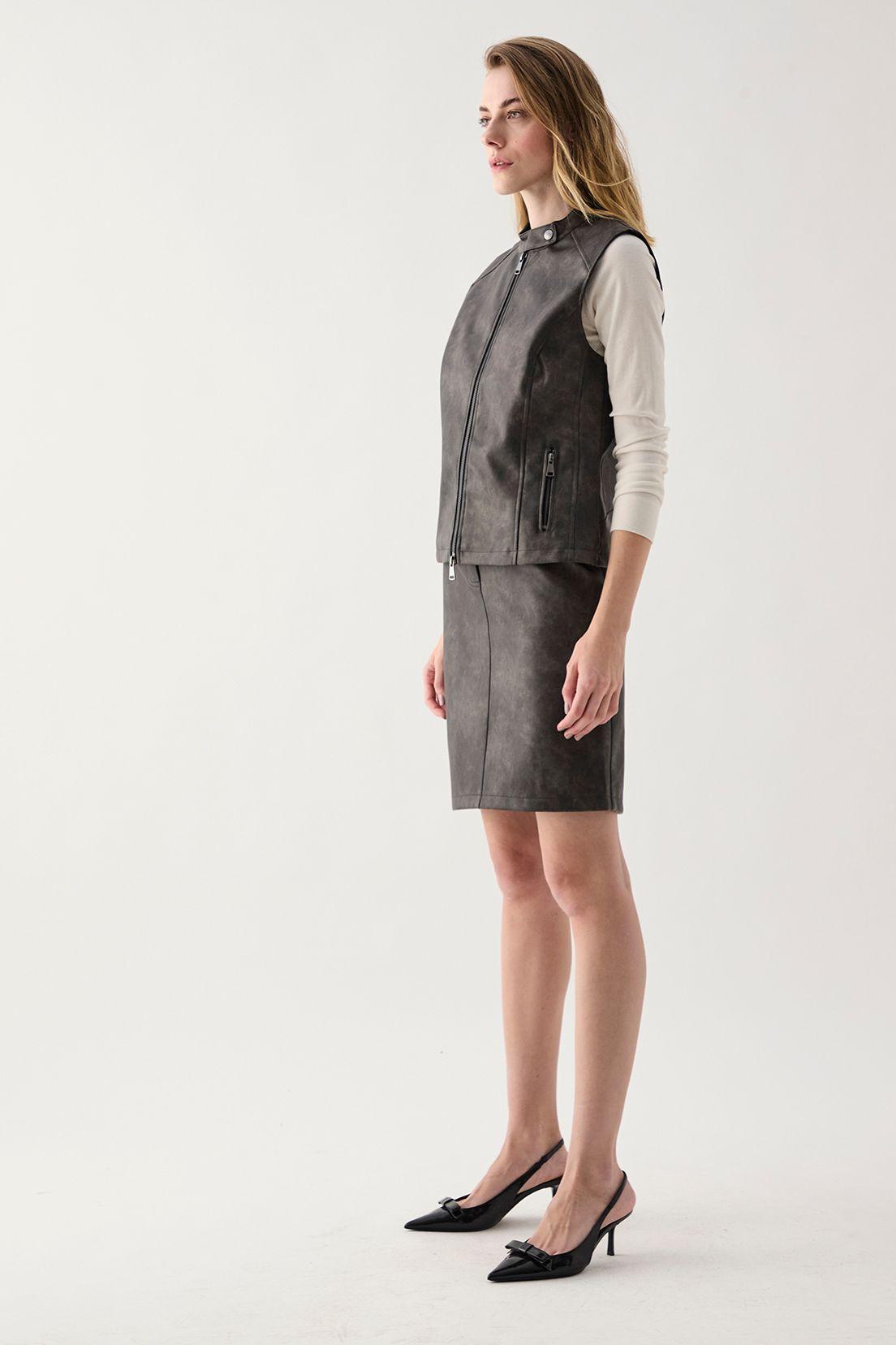 Casaca Lisa Negro 17507125054102-4