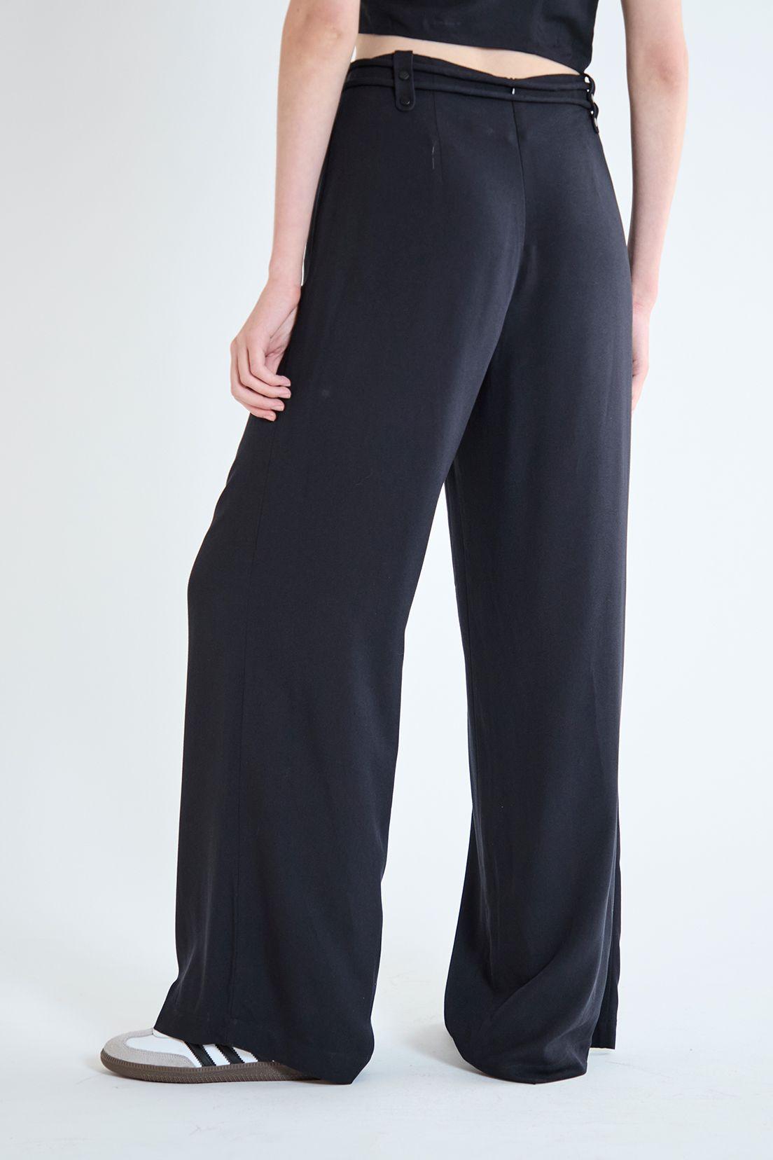 Pantalon Liso Negro iO 11020125004102-4