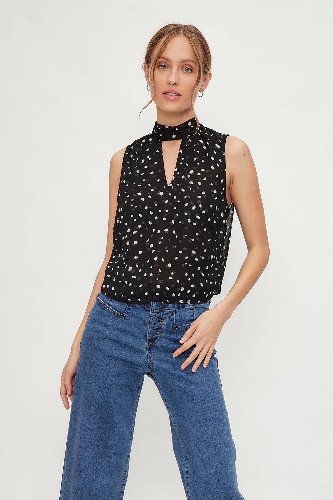 Blusa Fantasia Negro iO 14120224055102-2