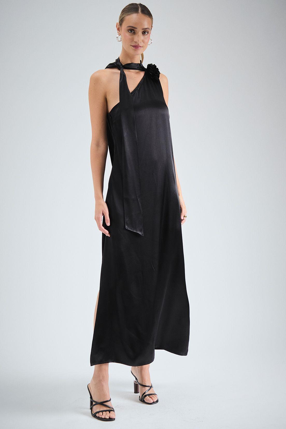 Vestido Liso Largo Negro iO 13420224056102-0