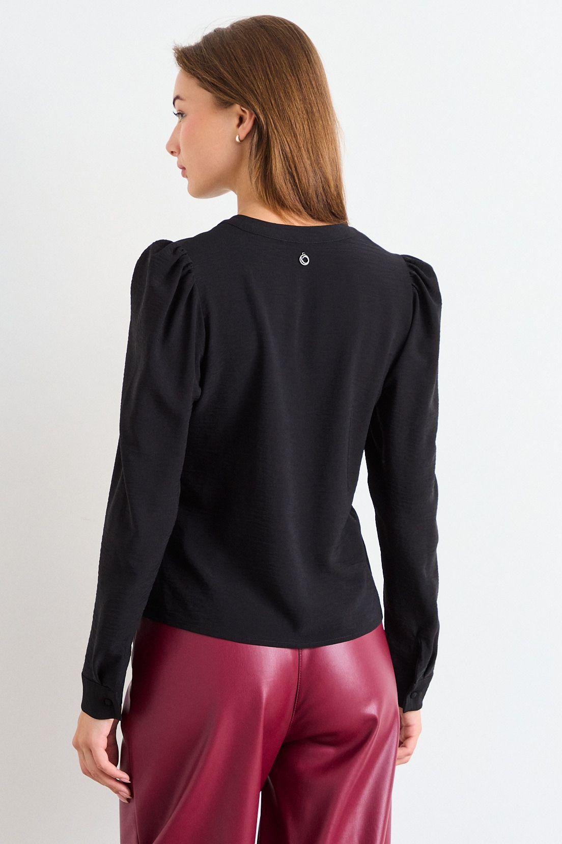 Blusa Lisa Negro iO 14020126057102-2
