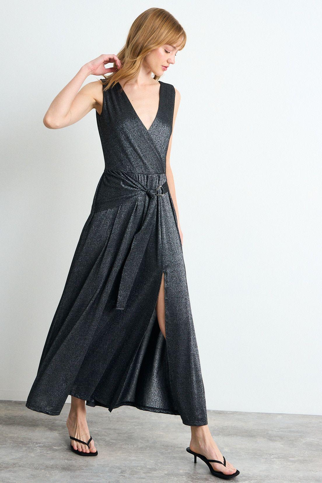 Vestido Fantasia Largo Negro iO 13520225008102-0