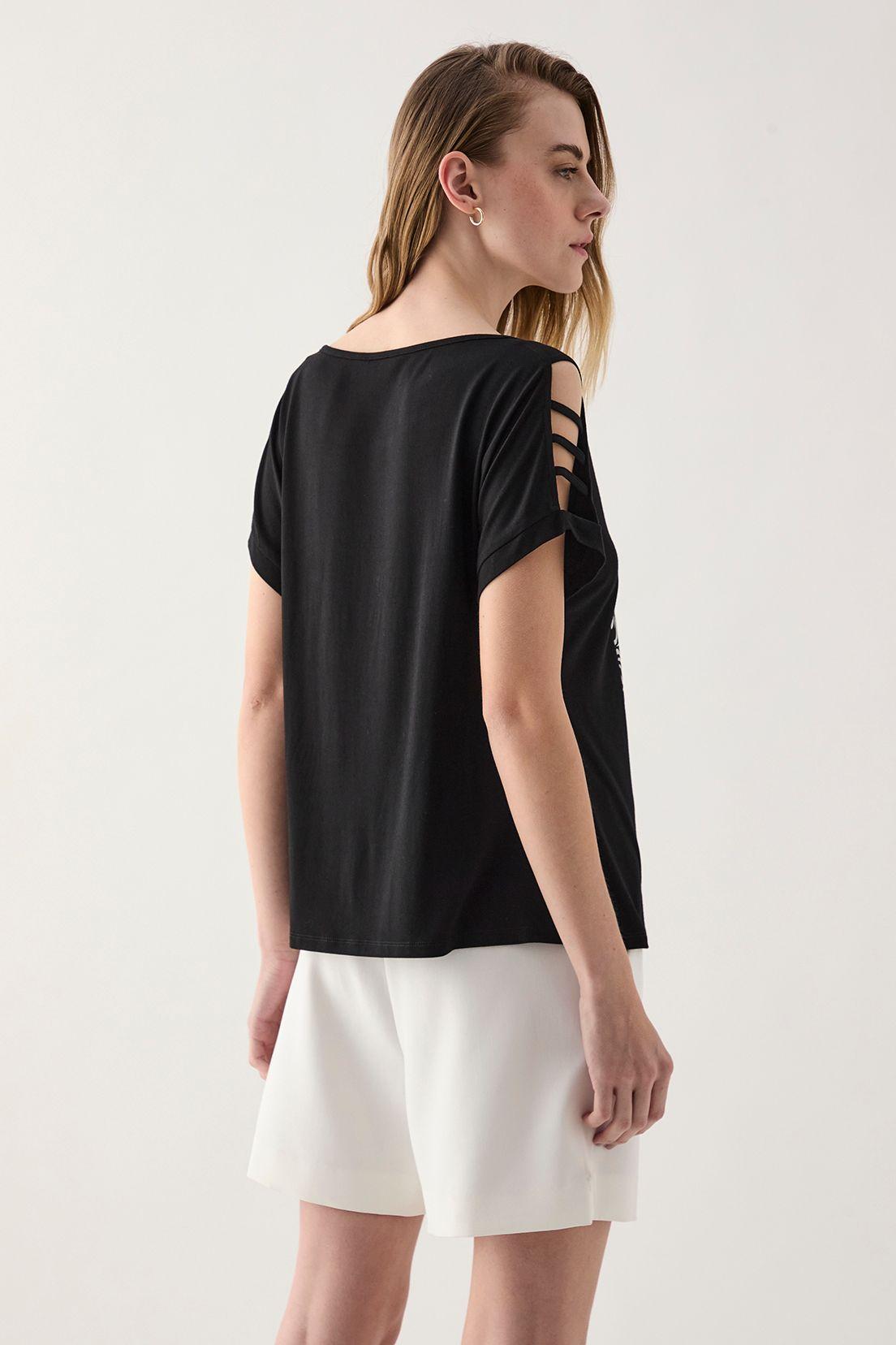 Polera Estampada Negro 14604224015102-3