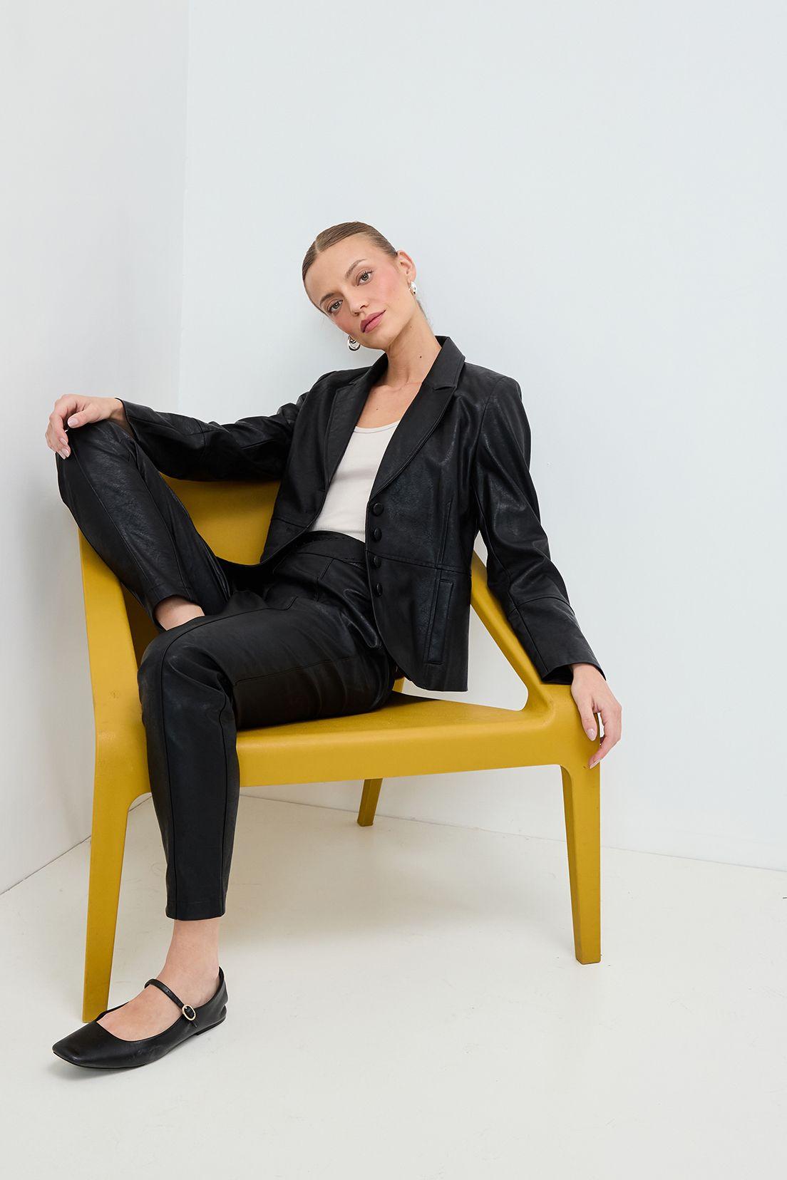 Blazer Liso Negro 16020125063102-4