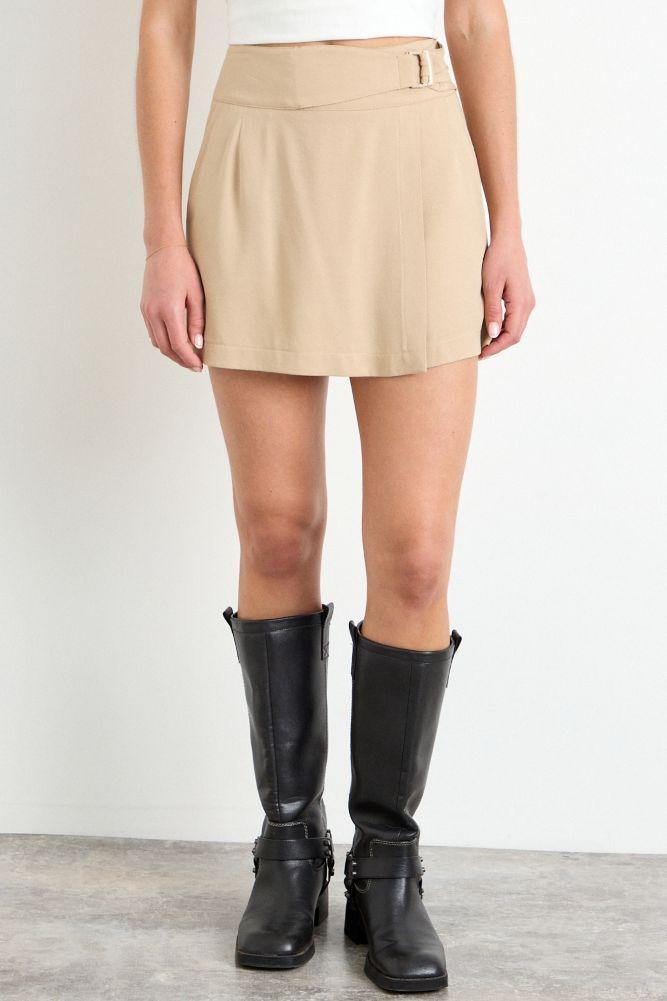 Short Liso Beige iO 11220225005106-1