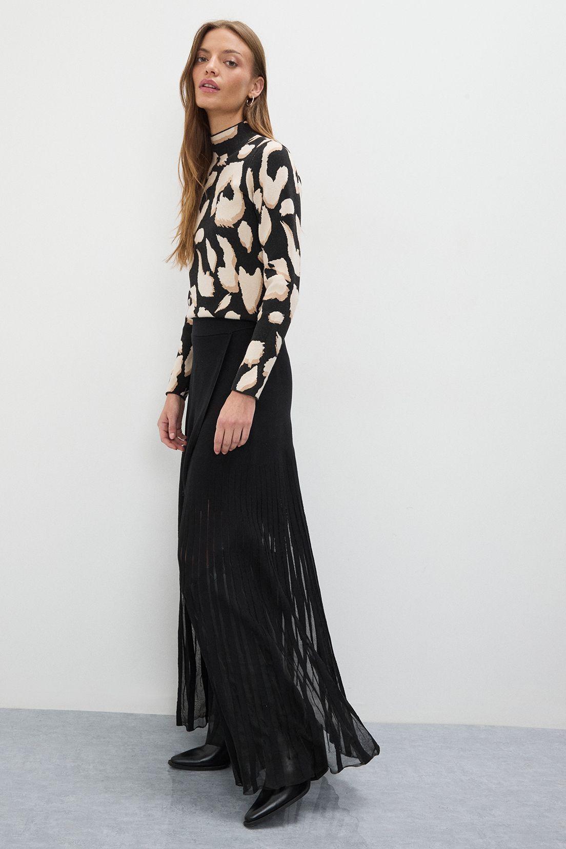Falda Lisa Negro 12020125058102-3