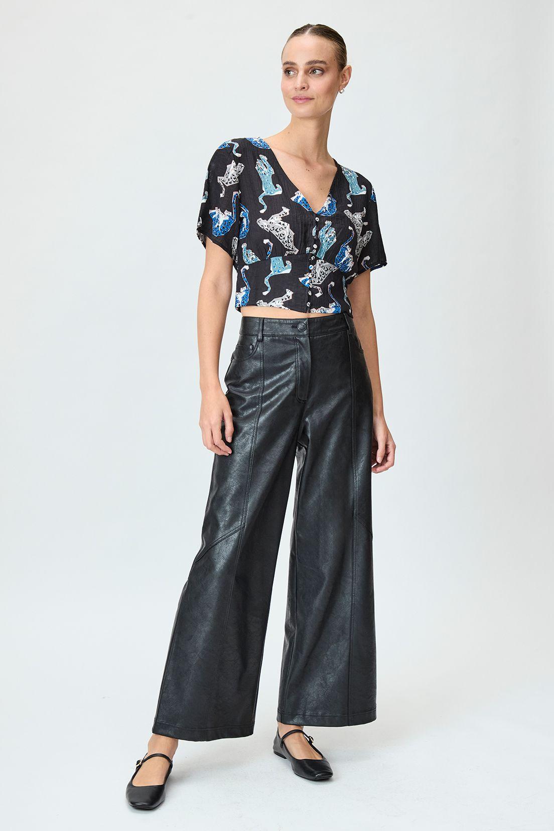 Blusa Fantasia Negro iO 14120125004102-4
