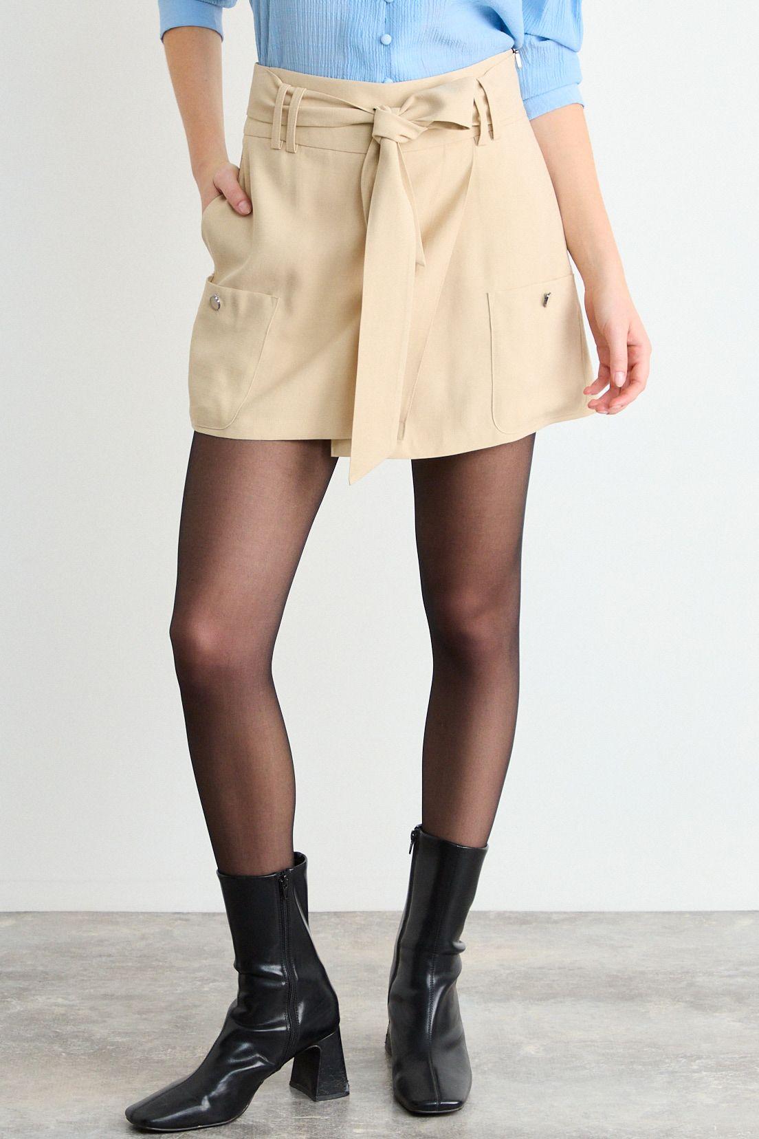 Short Liso Beige iO 11220126002106-2