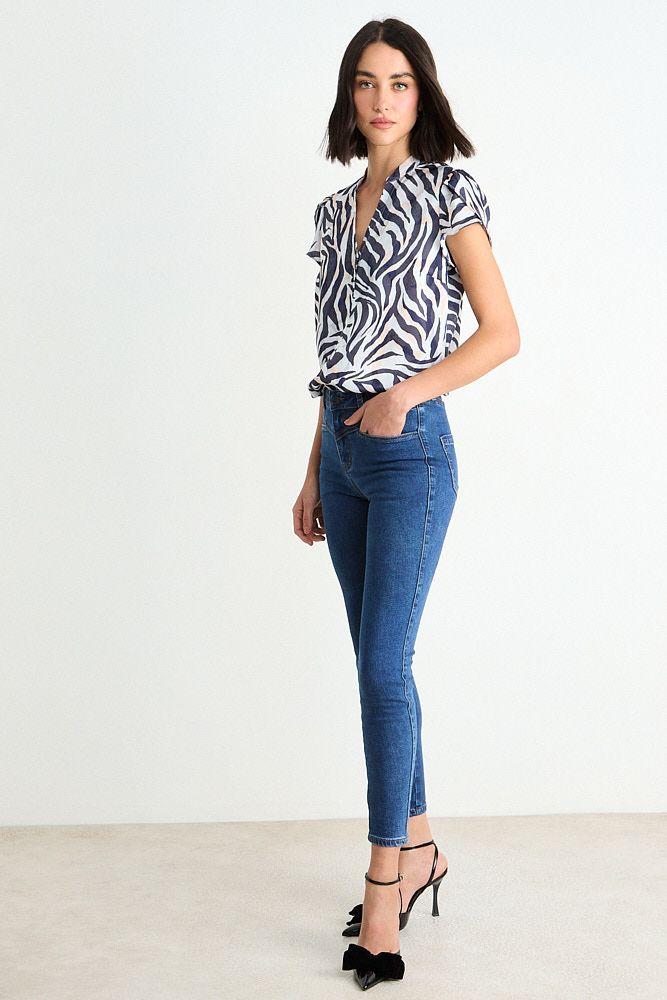 Blusa Fantasia Azul Ash 14107126001104-4