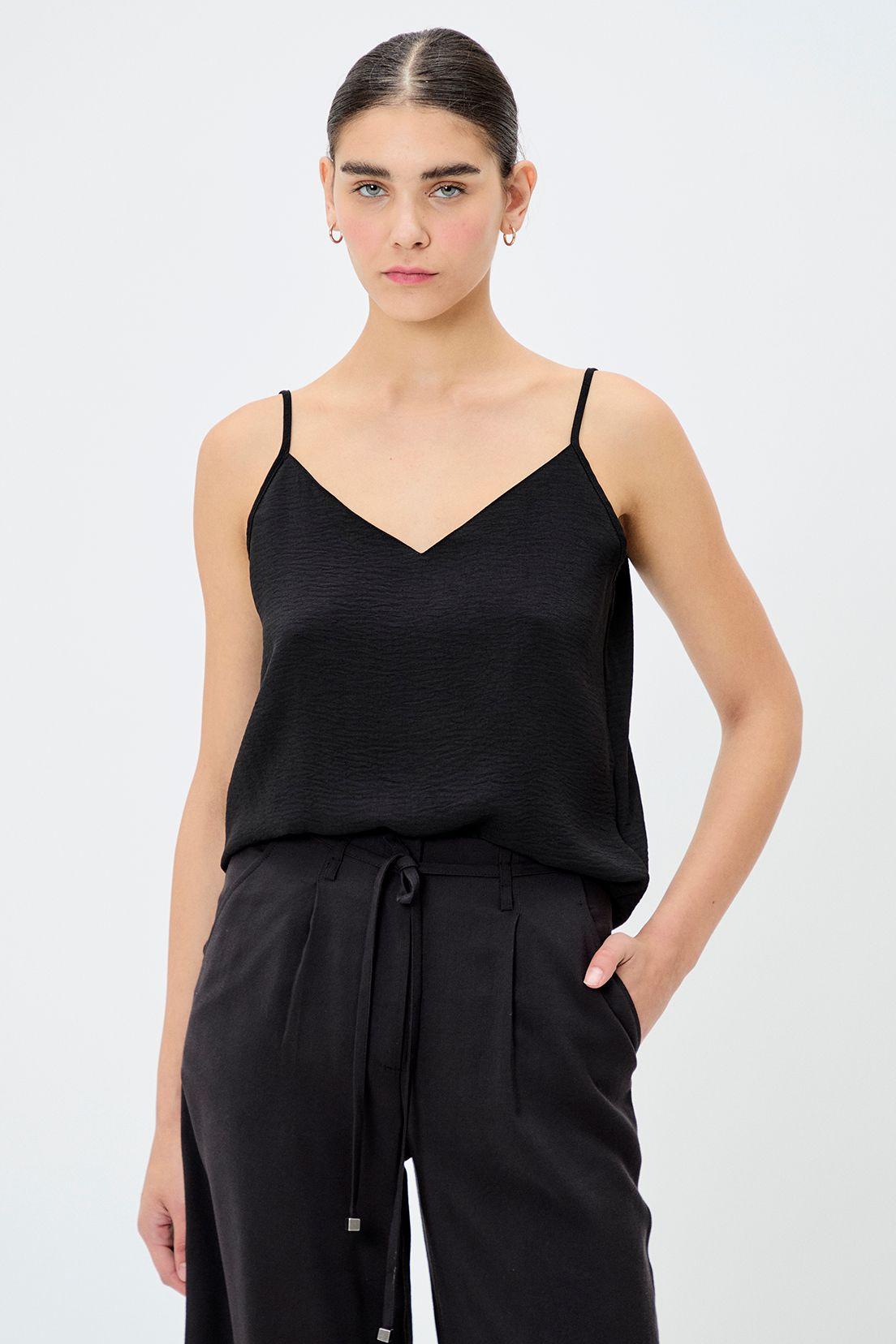 Blusa Lisa Negro iO 14004224026102-0