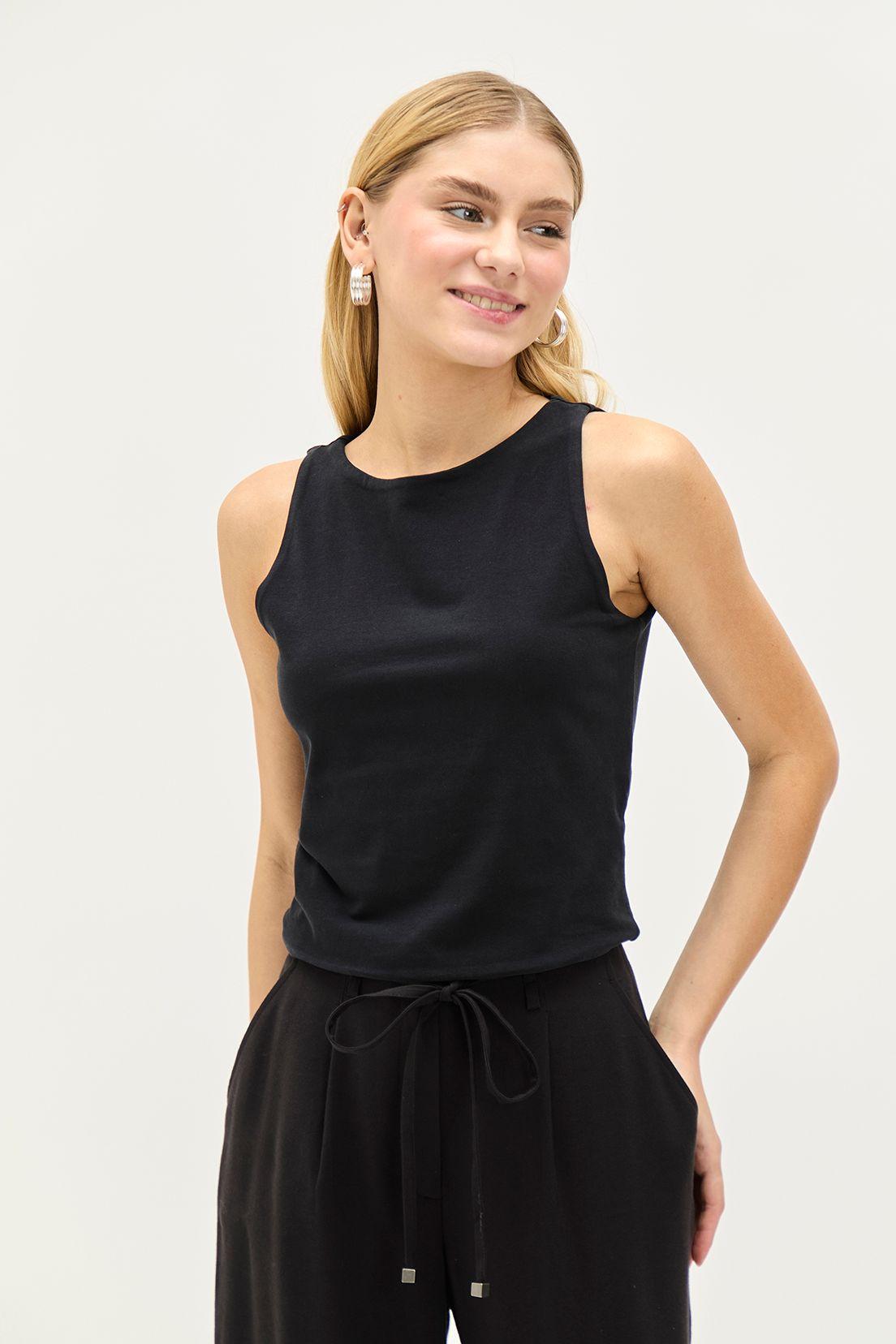 Polera Lisa Negro iO 14220224010102-0