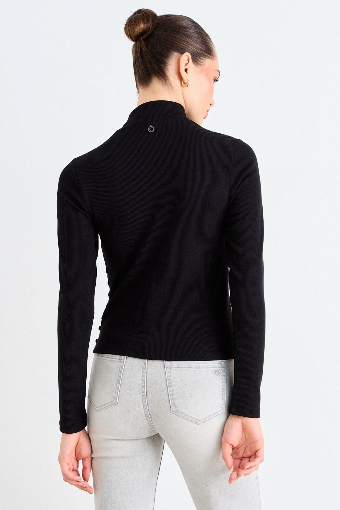 Polera Lisa Negro iO 14220126063102-2