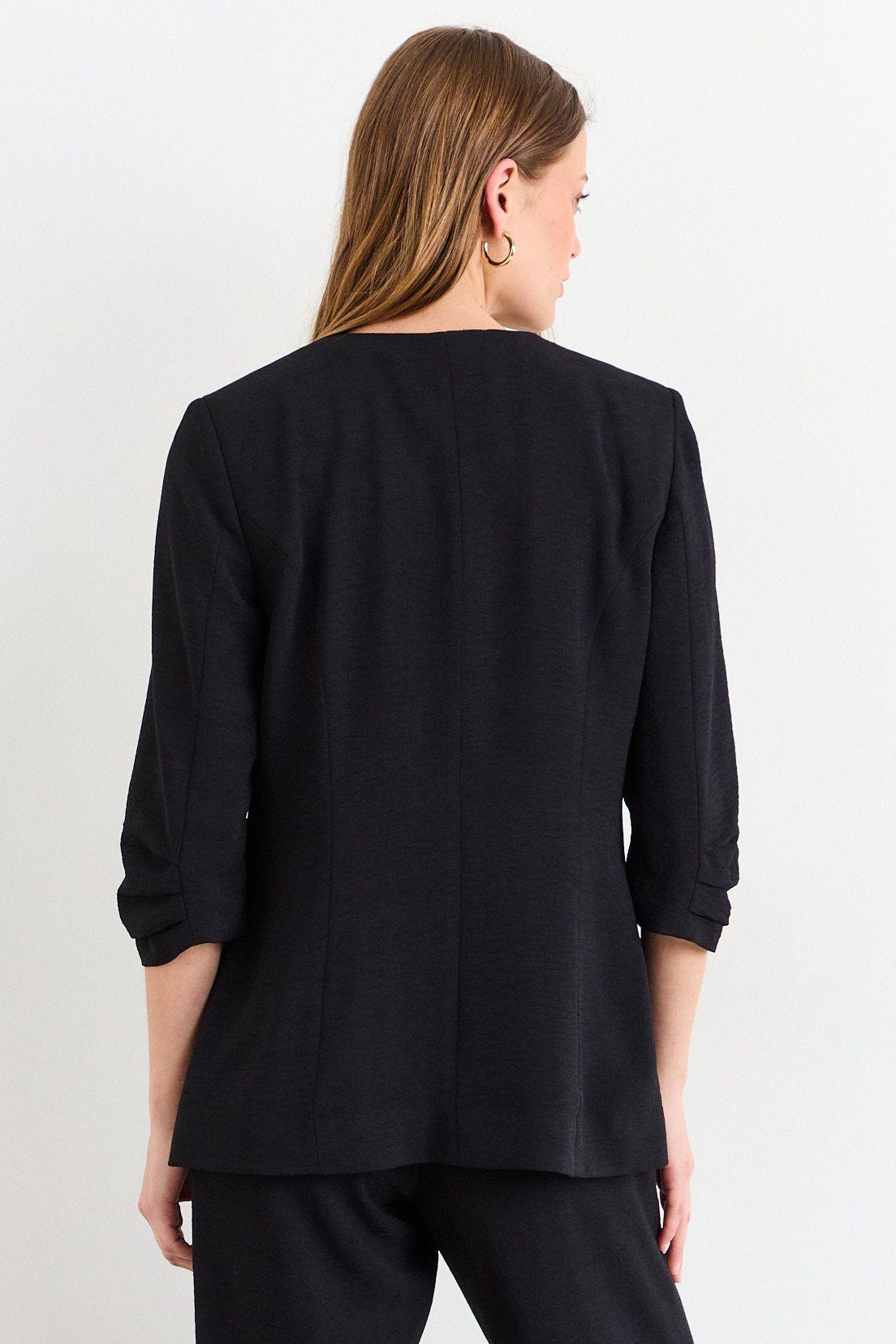 Blazer Negro iO 16020226059102-2