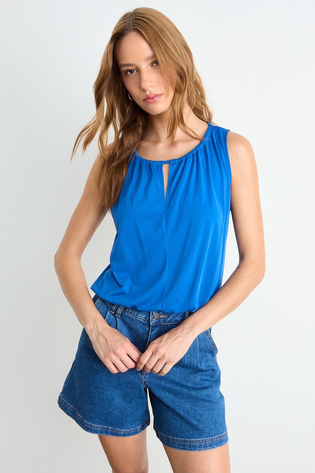 Polera Lisa Azul iO 14220126050104-0