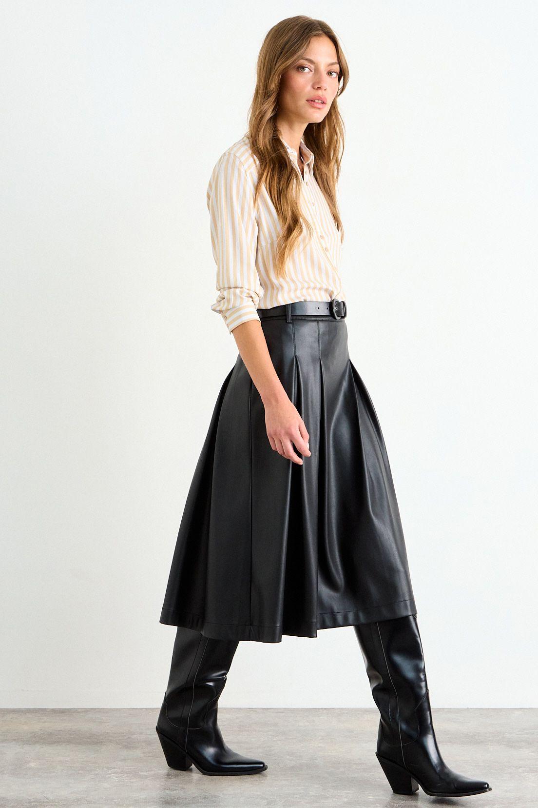 Falda Lisa Negro iO 12020126003102-4