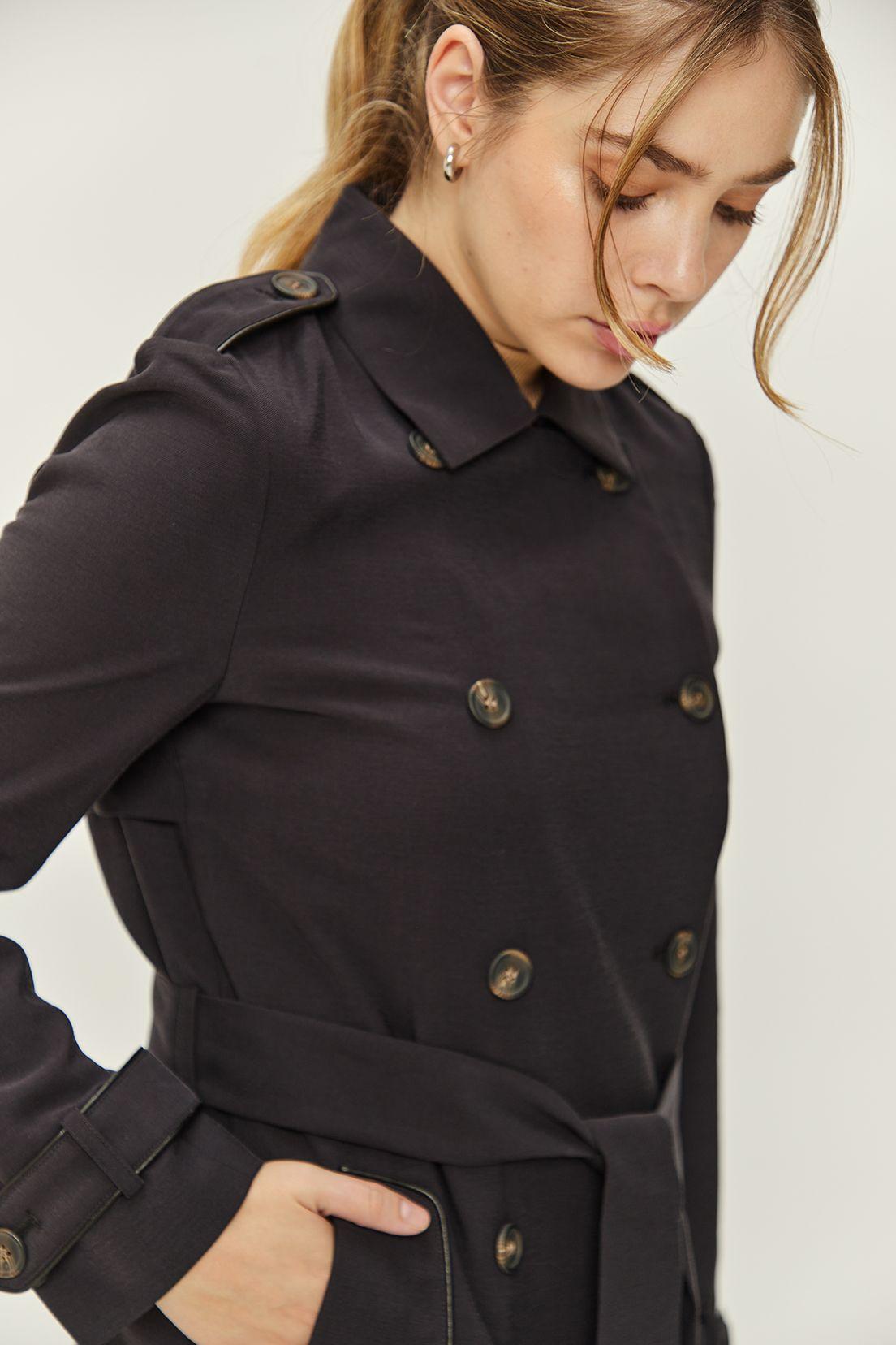 Chaqueton Liso Negro iO 17220224004102-1
