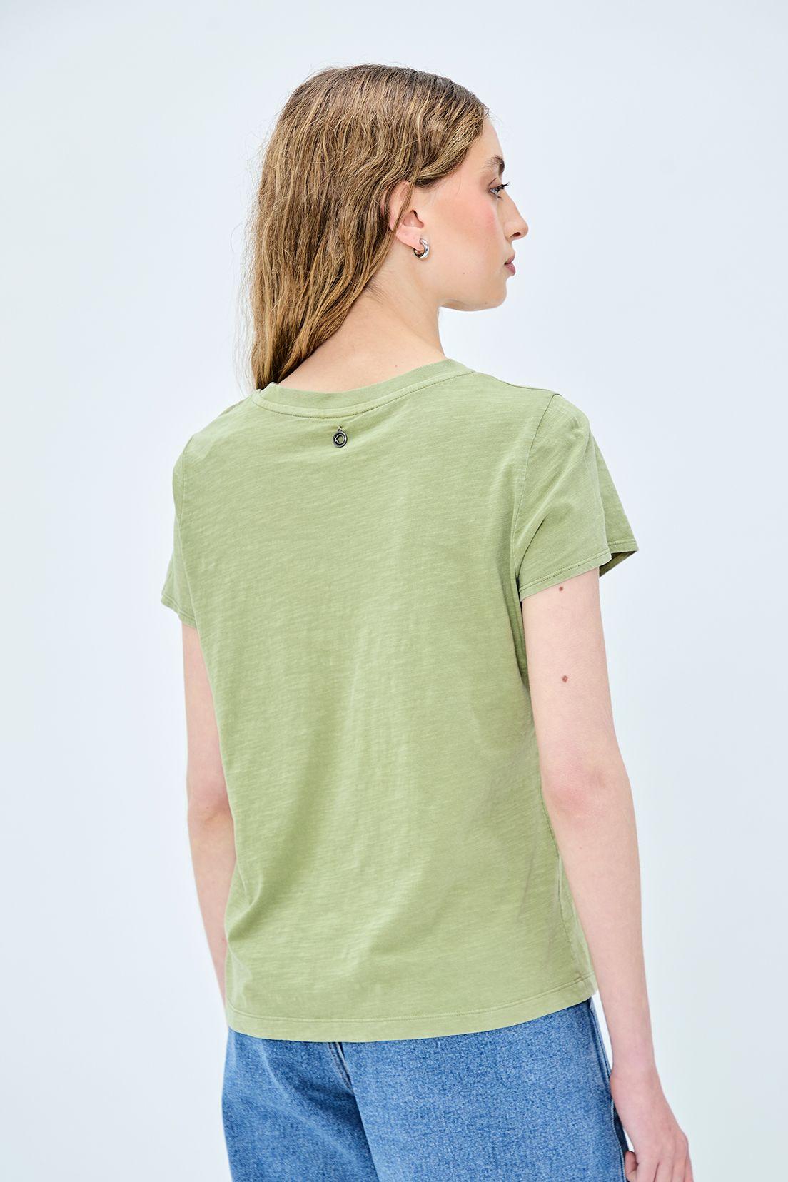 Polera Estampada Verde iO 14620224056107-3