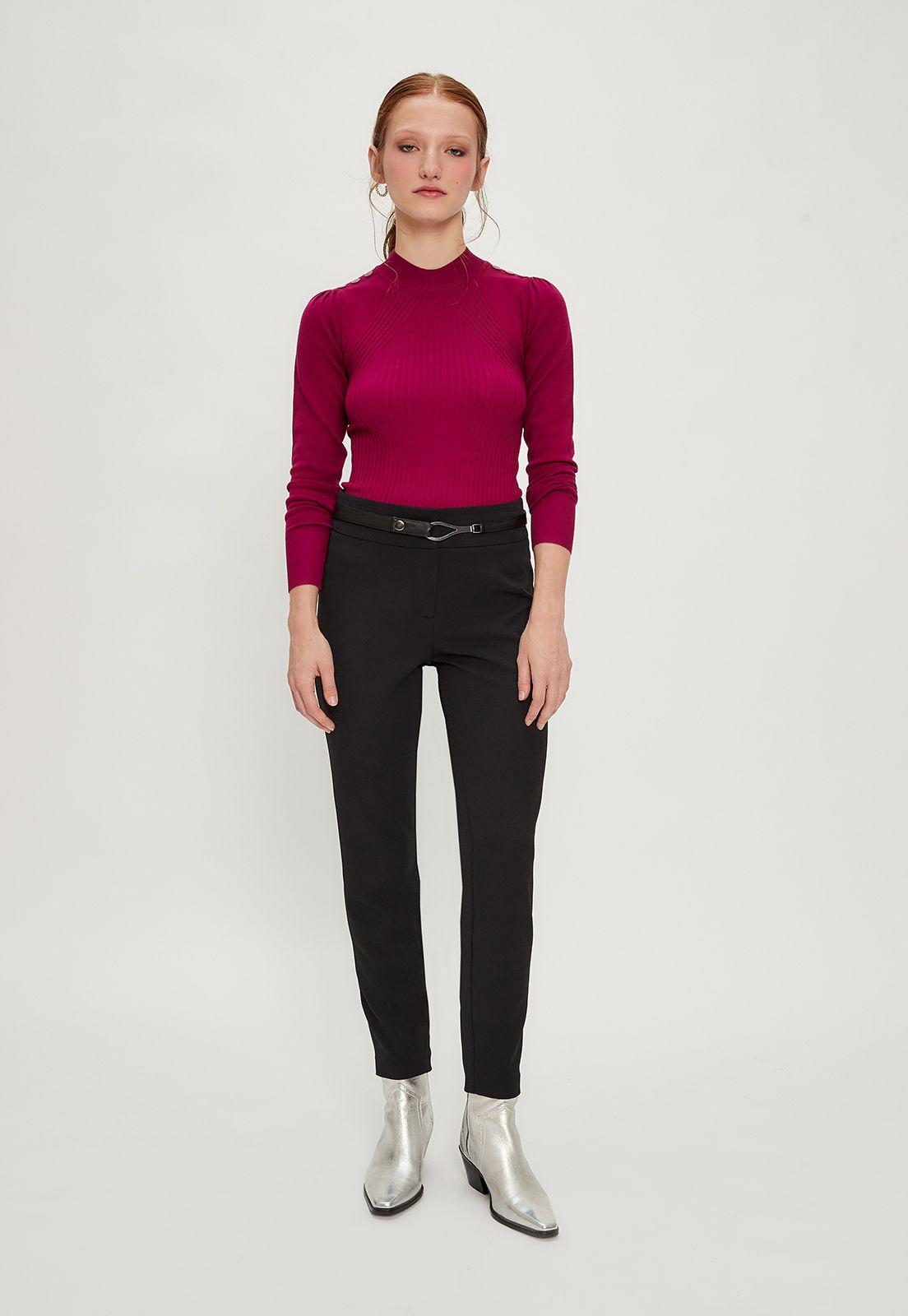 Sweater Liso Burdeo iO 18120124002112-2