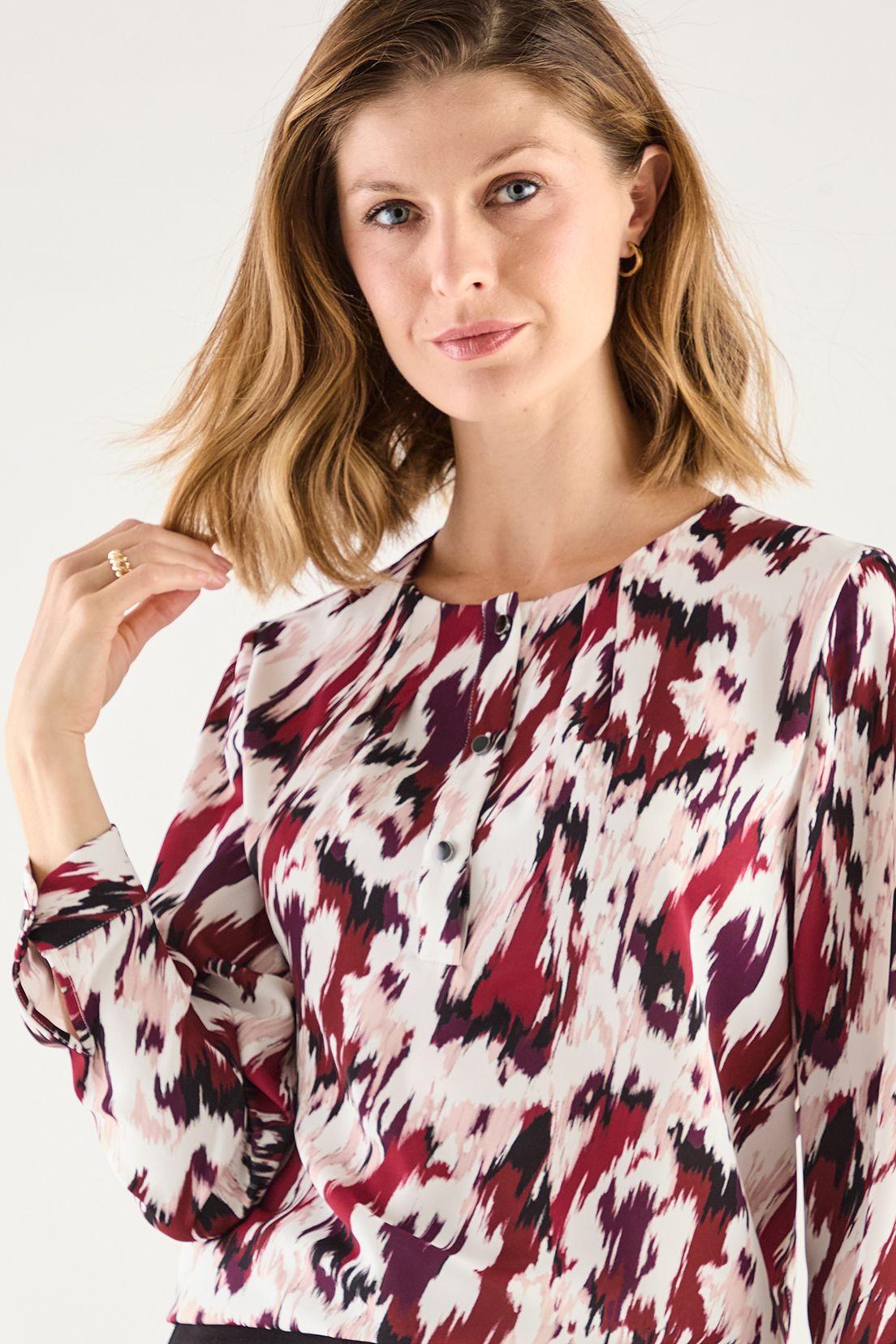 Blusa Estampada Cuello Redondo Negro 14102125057102-1