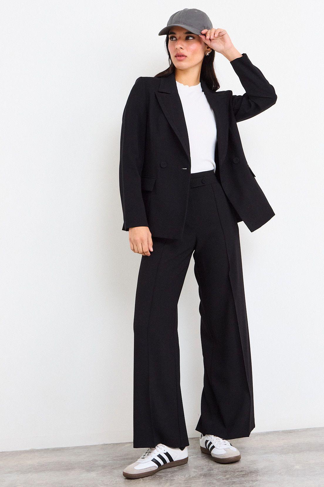 Blazer Liso Negro iO 16020226050102-3