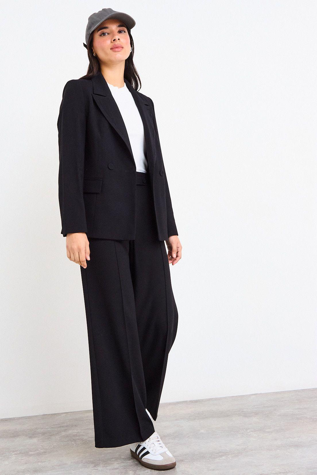 Blazer Liso Negro iO 16020226050102-4