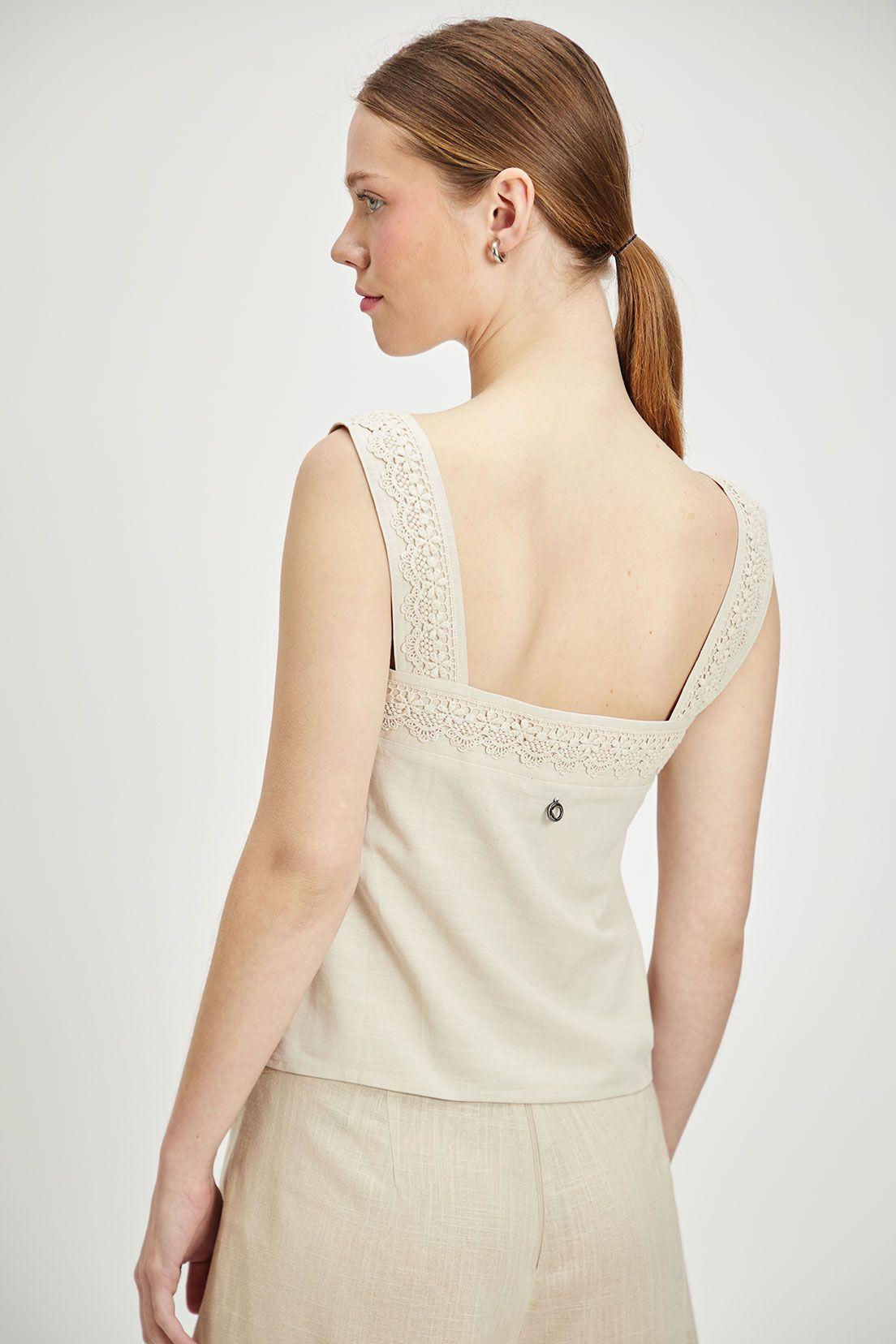 Blusa Lisa Beige iO 14020224012106-3