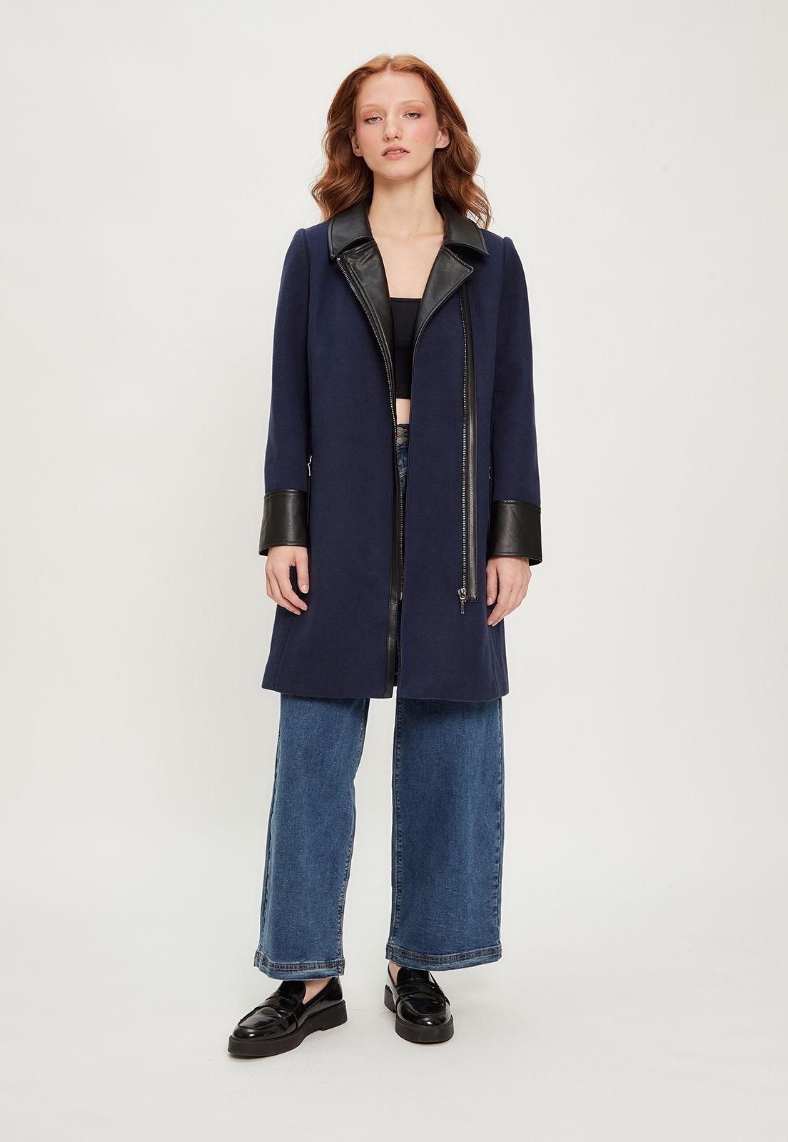 Chaqueton Liso Azul iO Azul 17220124057104-0