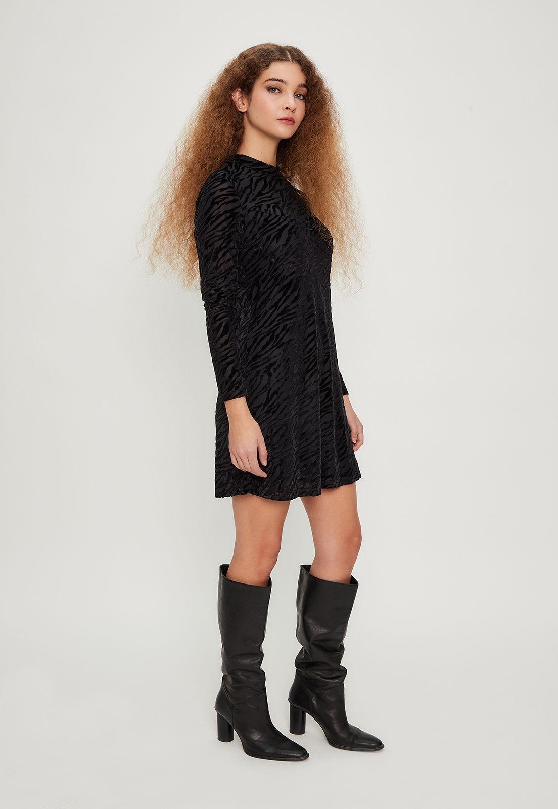 Vestido Fantasia Negro iO 13120224050102-2