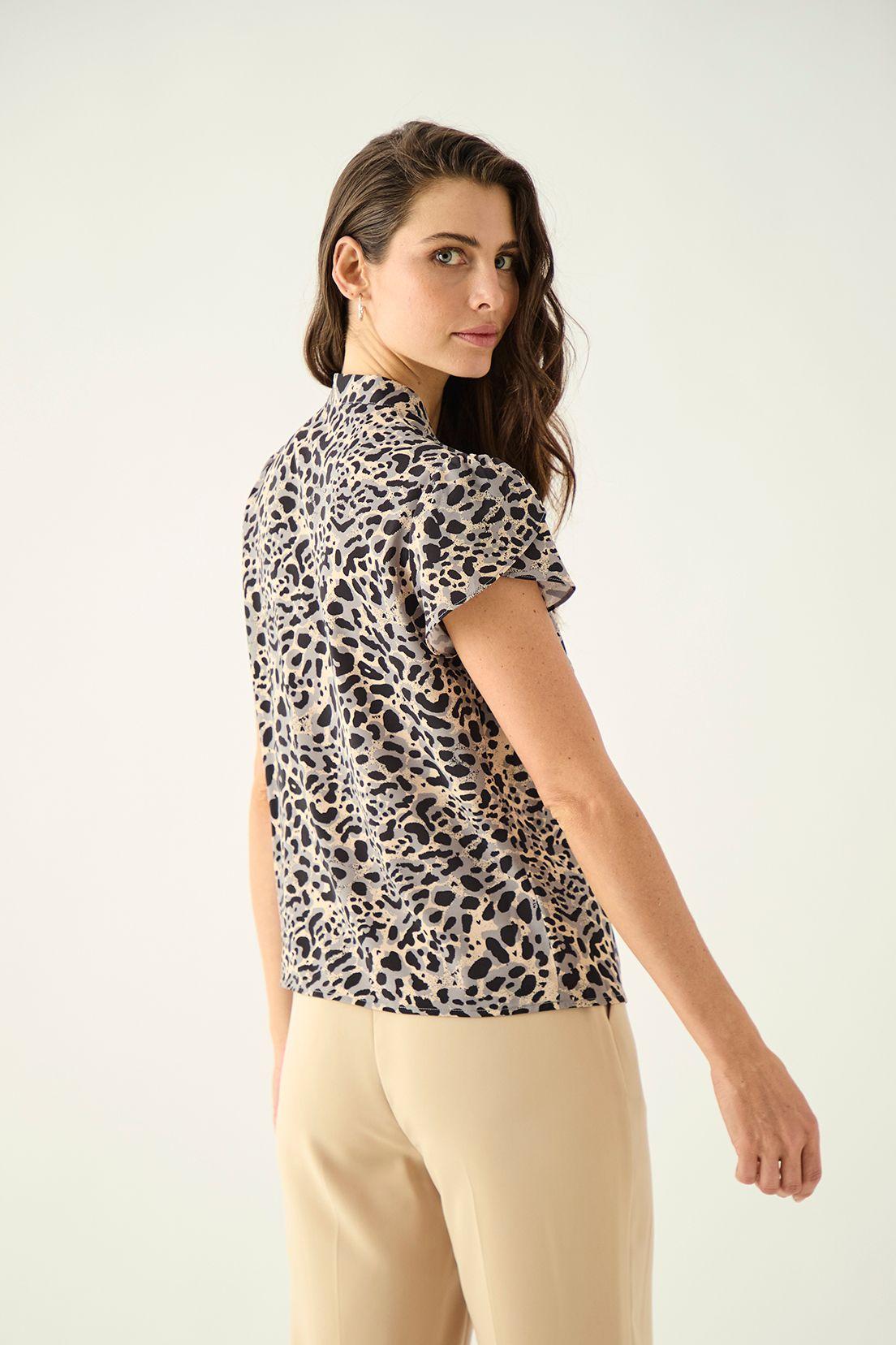 Blusa Estampada Negro Ash 14107125050102-3
