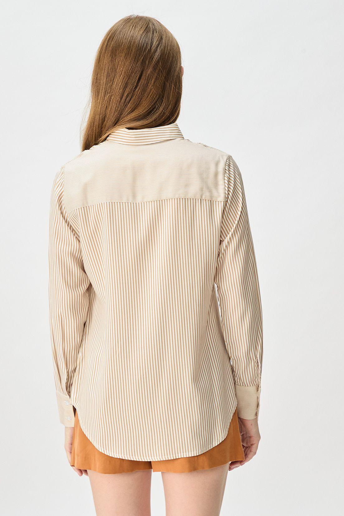 Blusa Fantasia Beige iO 14120125005106-3