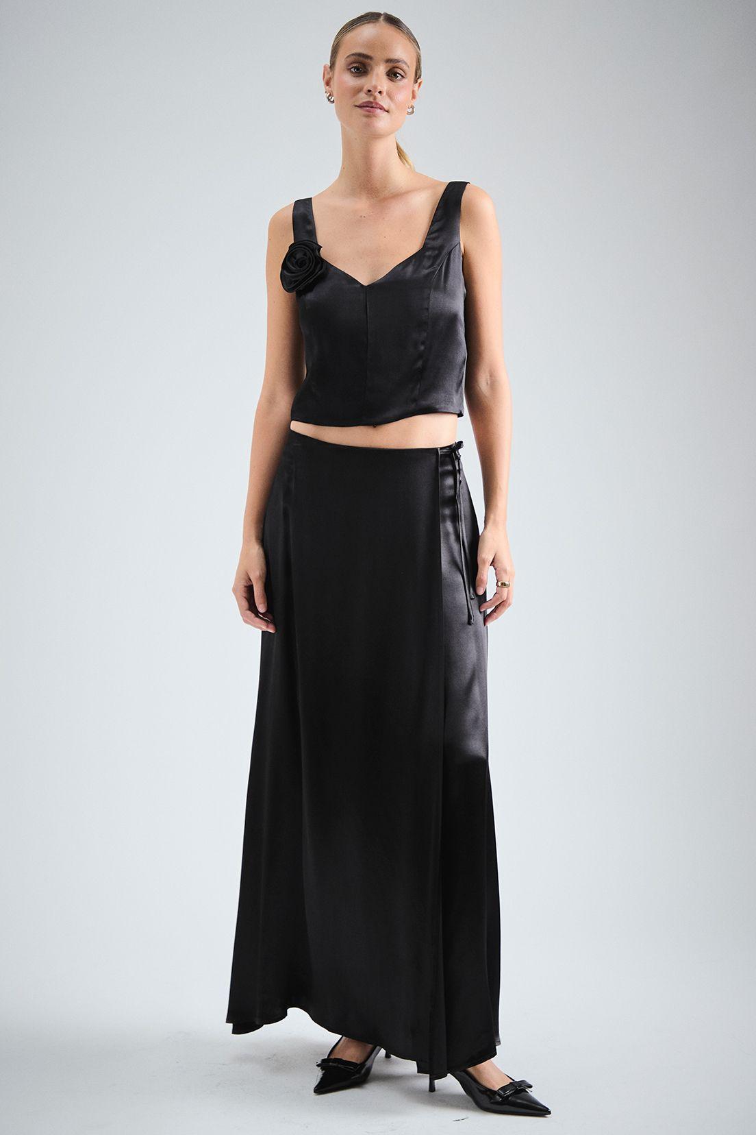 Falda Lisa Larga Negro iO 12320224050102-0