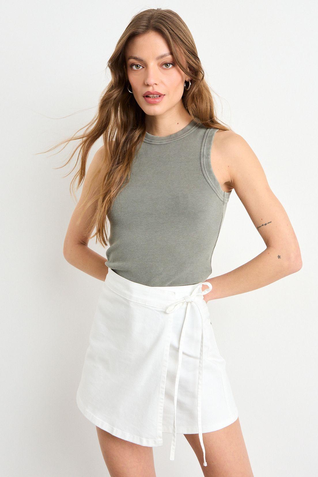 Polera Lisa Verde Oliva iO 14220225006107-2