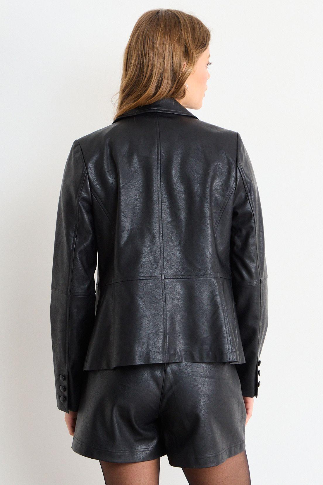 Blazer Liso Negro iO 16020126008102-2