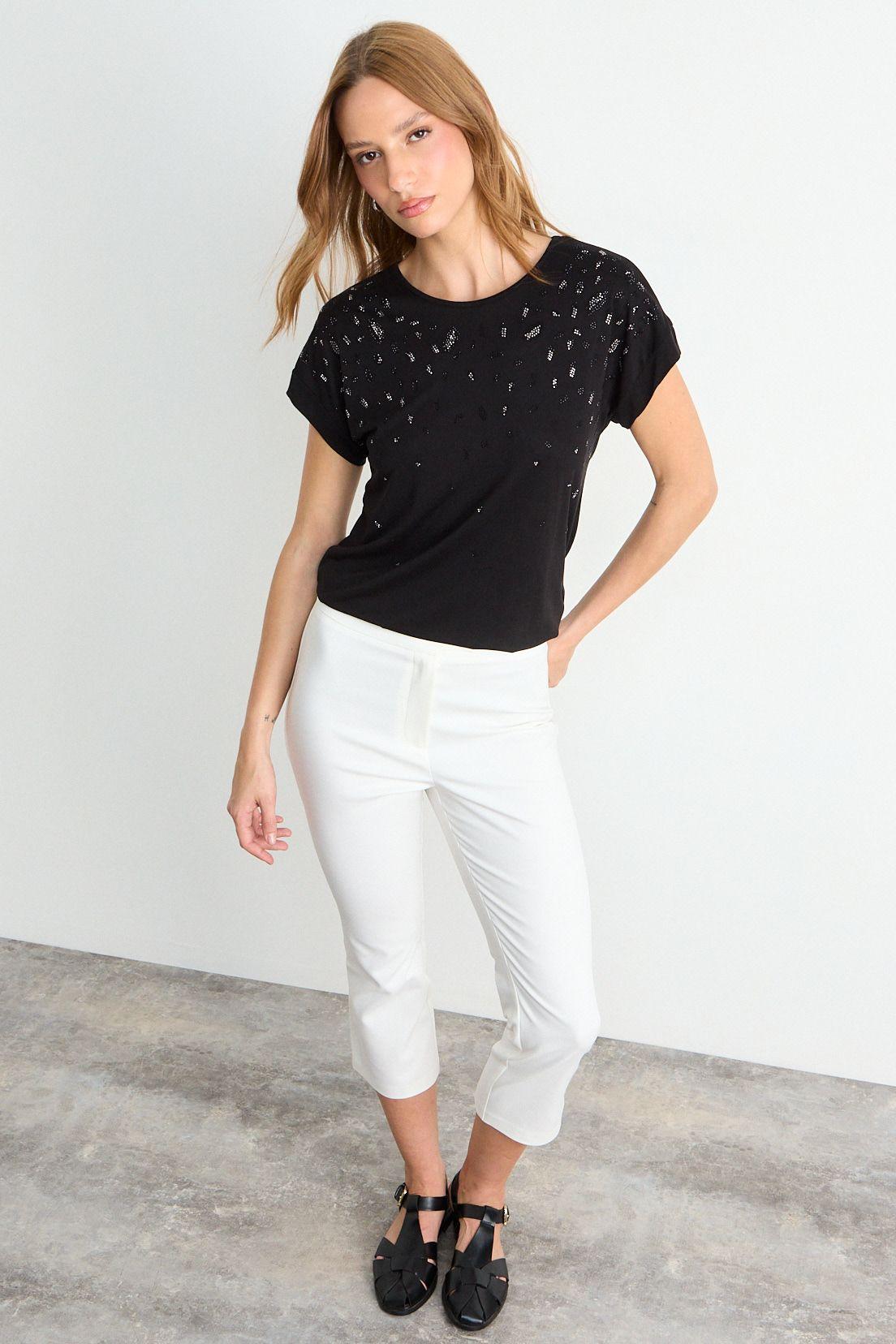 Polera Estampada Negro iO 14620126001102-4