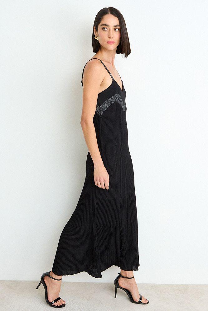 Vestido Largo Liso Plizado Negro Ash 13407225004102-4