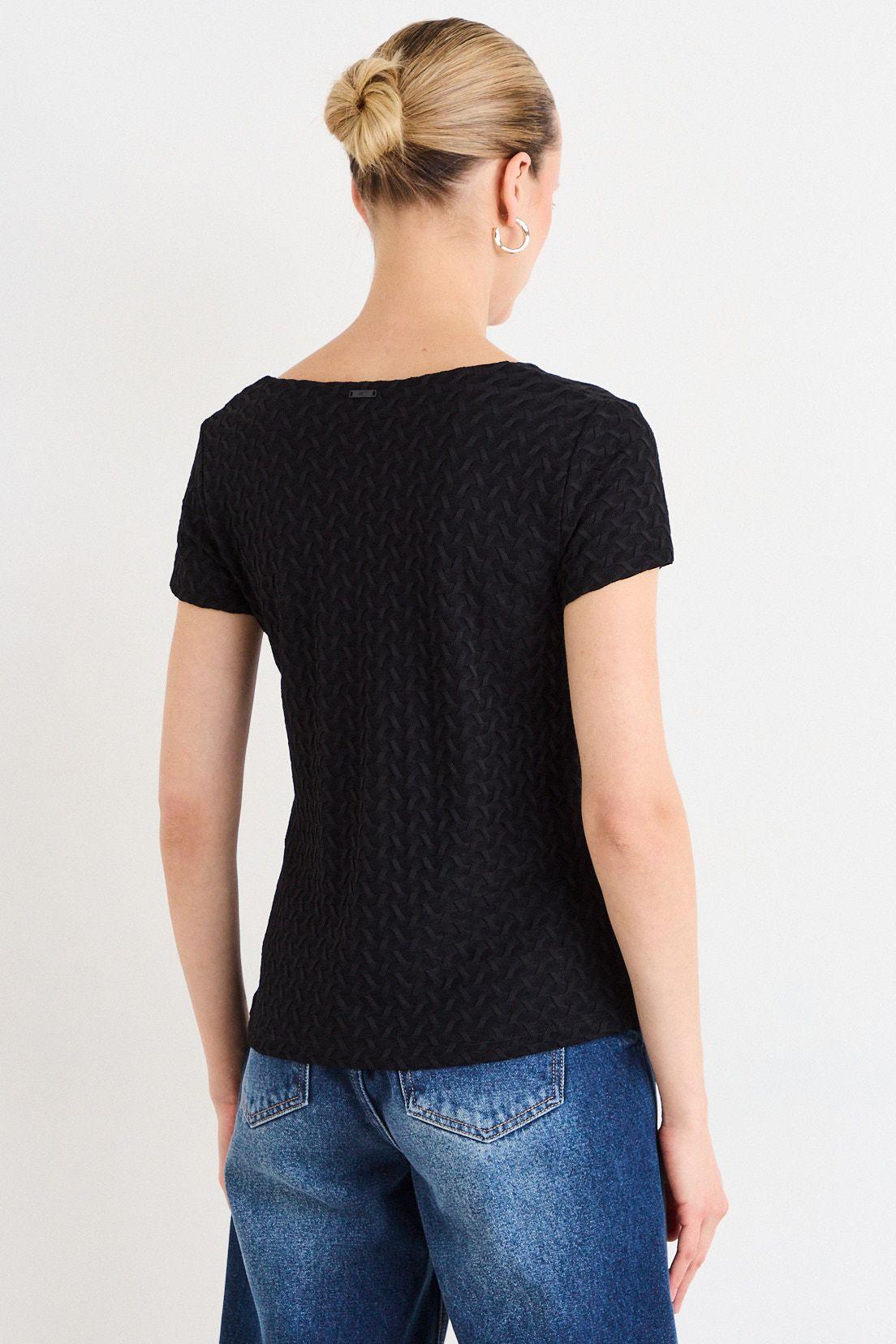 Polera Manga Corta Negro Ash 14207226004102-2