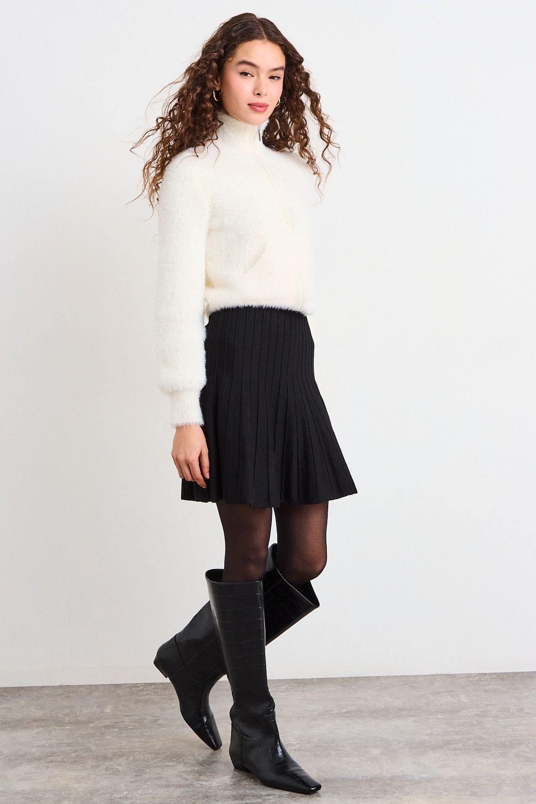 Falda Lisa Negro iO 12020226001102-4