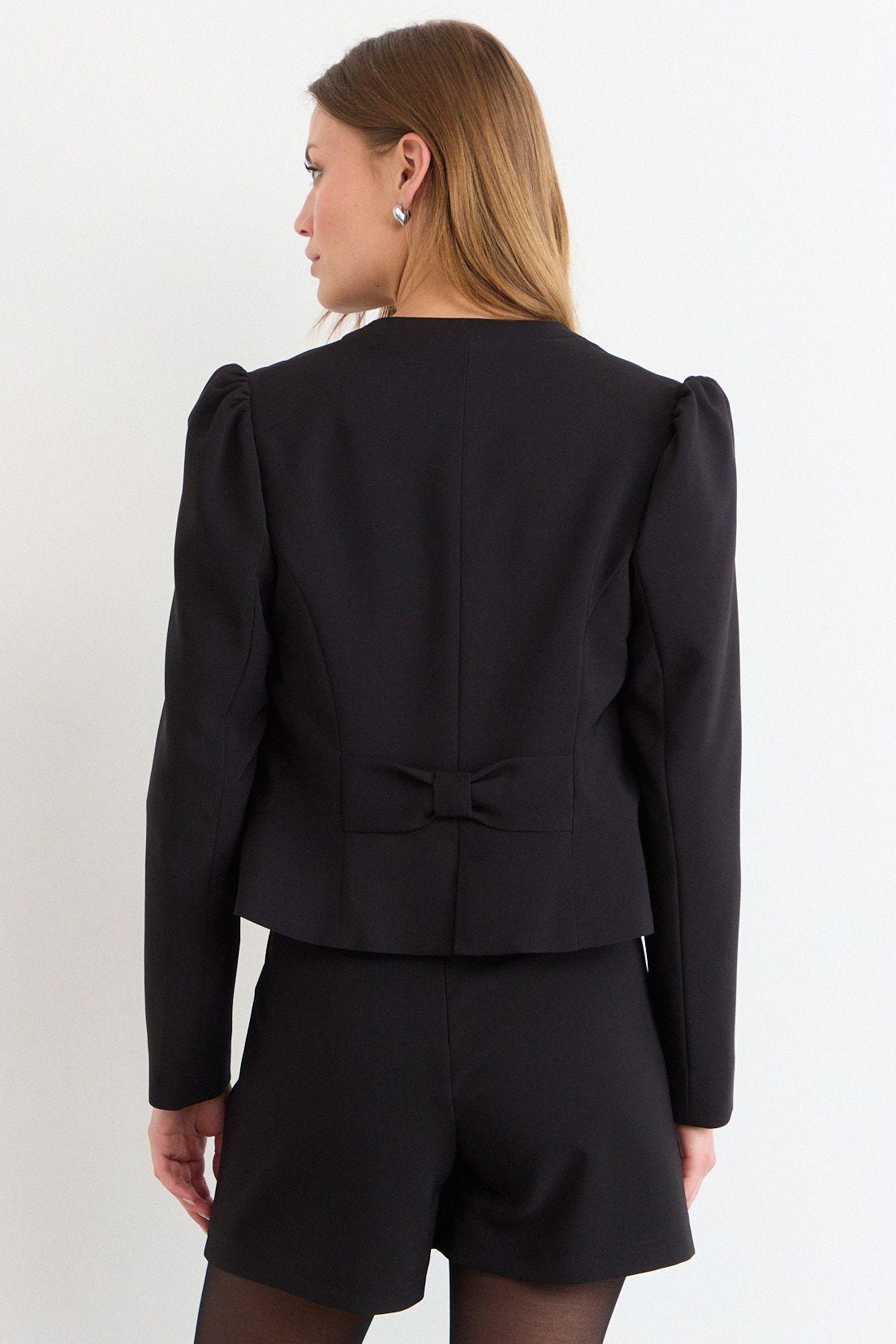 Blazer Liso Negro iO 16020226004102-2
