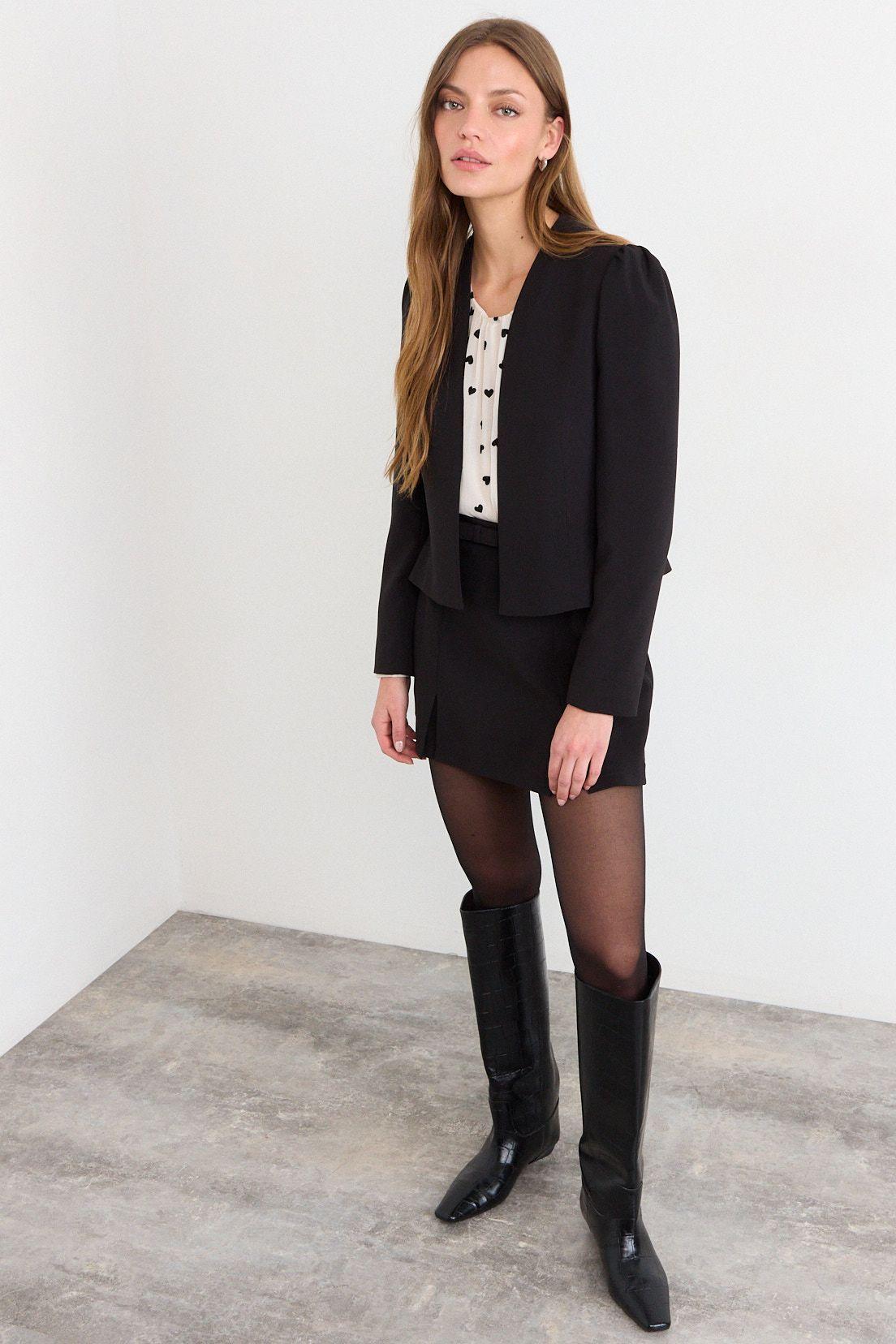 Blazer Liso Negro iO 16020226004102-3