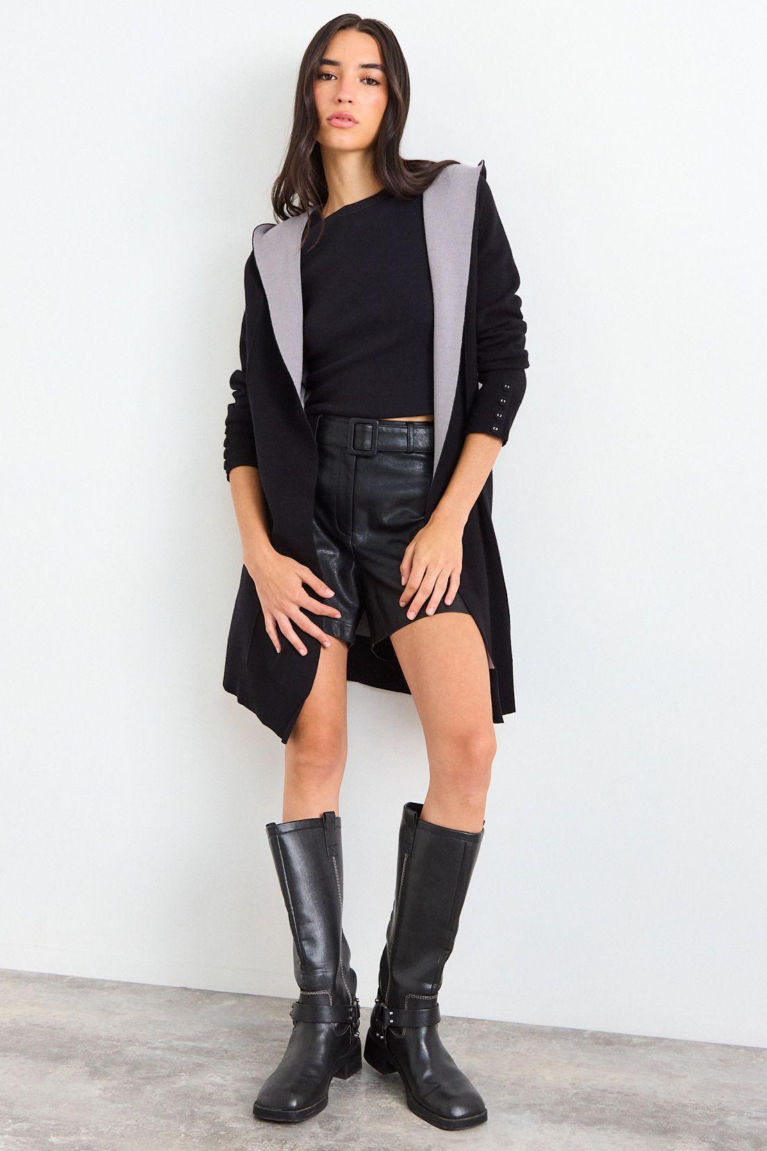 Chaleco Liso Negro iO 18020126007102-4