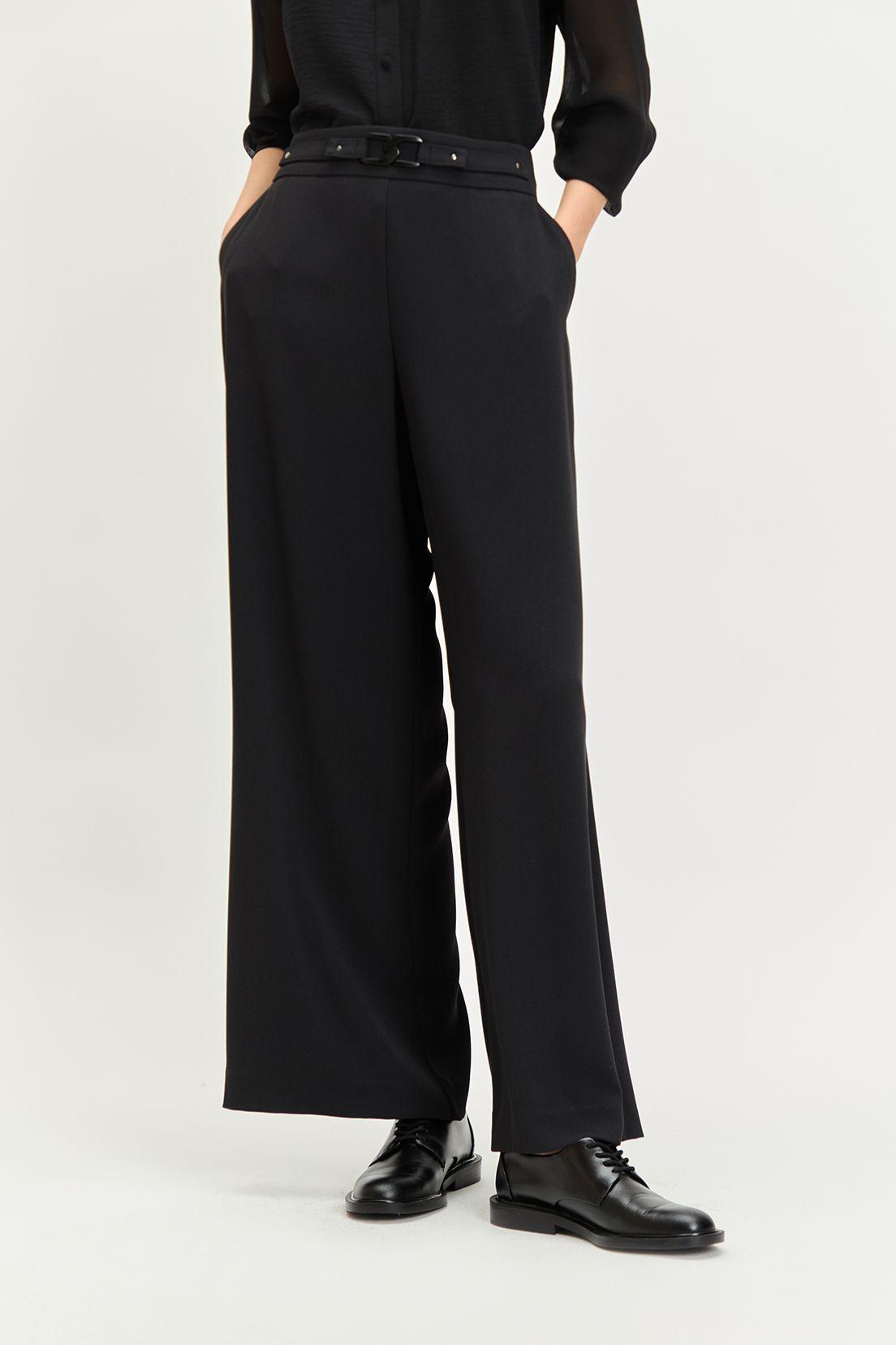 Pantalon Liso Negro iO 11020224005102-1