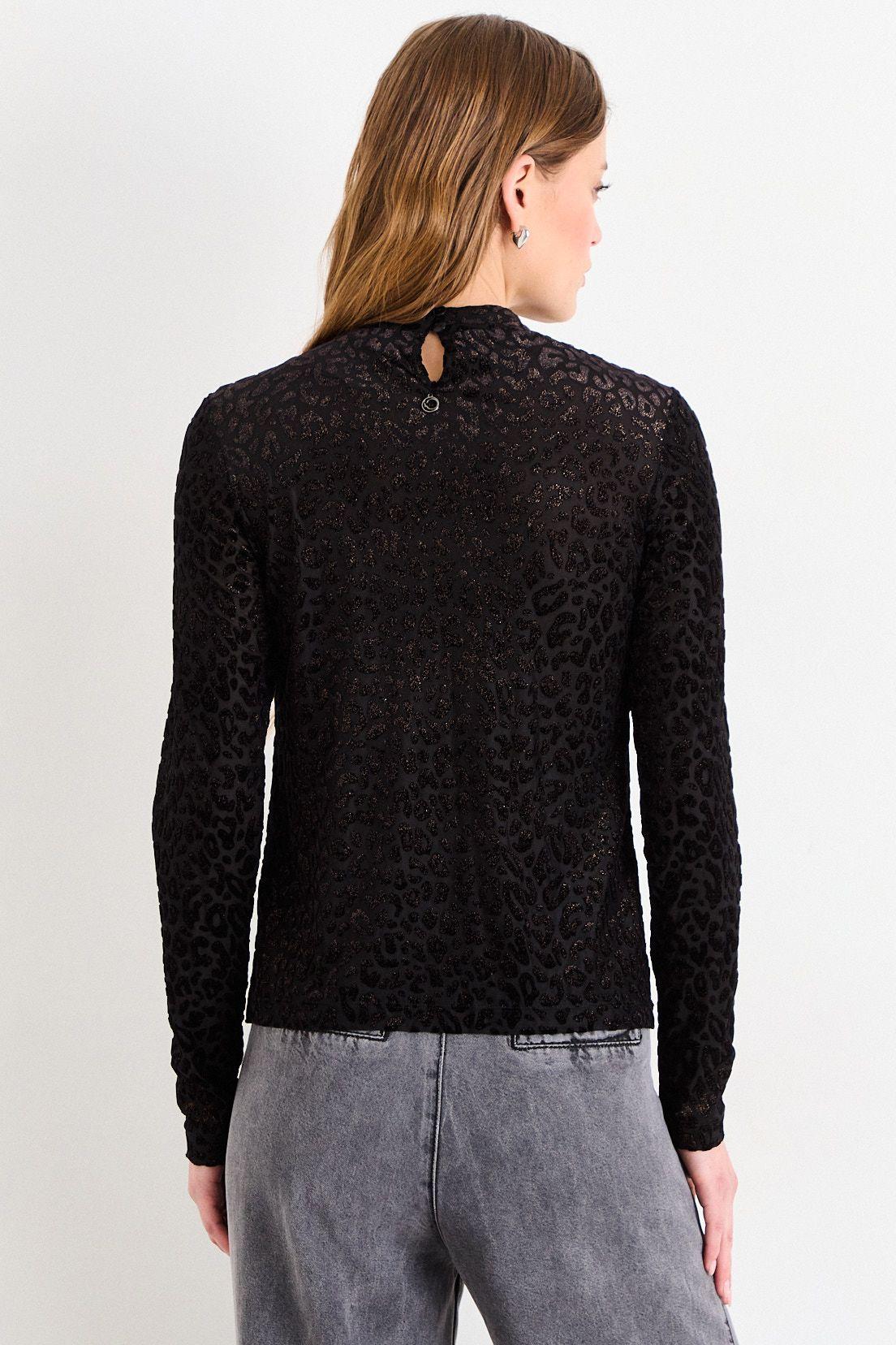 Polera Fantasia Negro iO 14320226052102-2