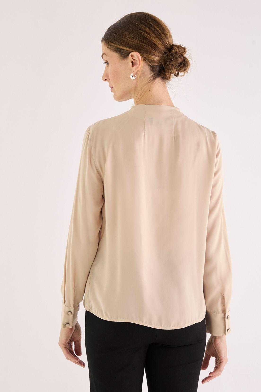 Blusa Escote Cerrado Beige 14002125054106-4