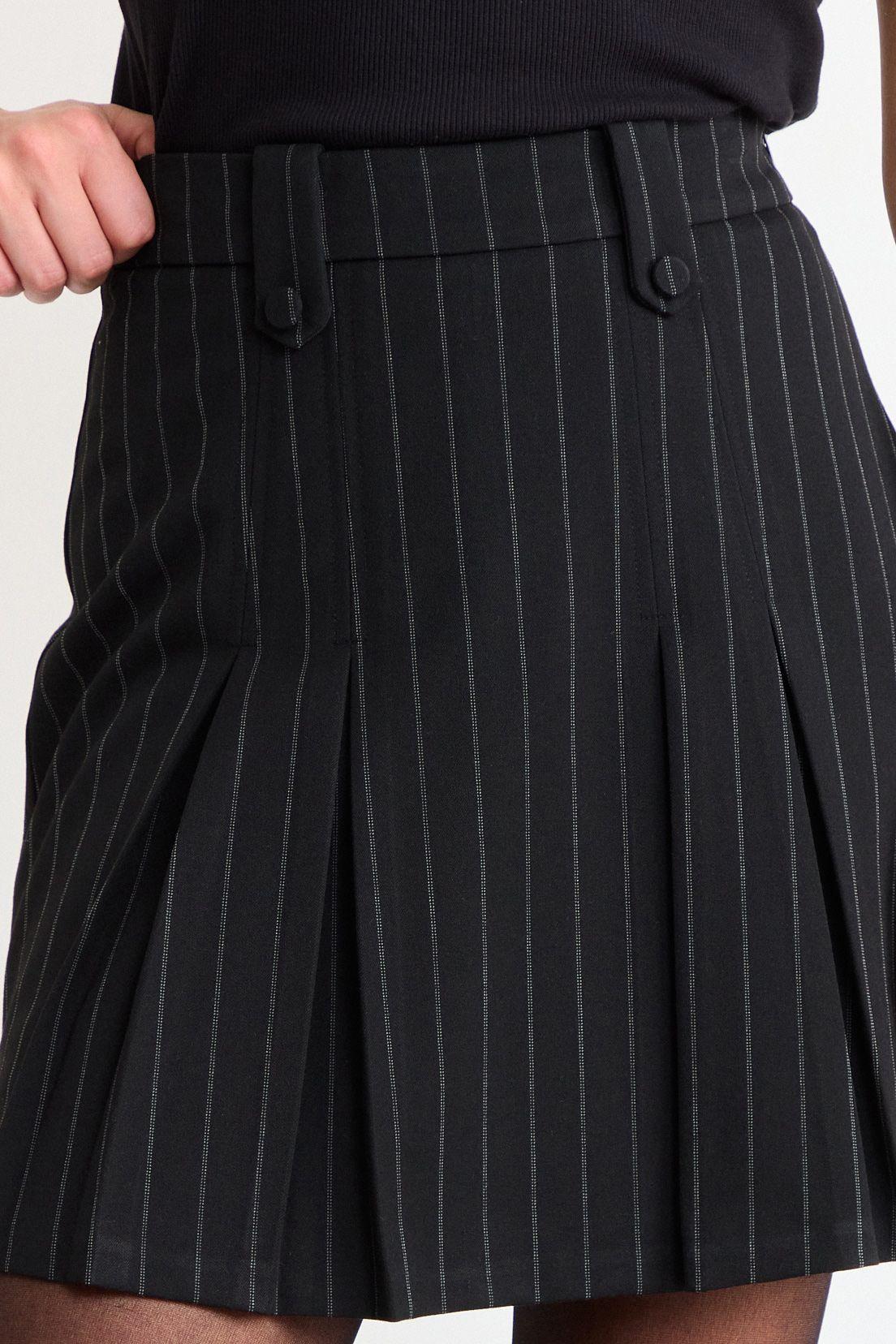 Short Negro iO 11220126005102-2