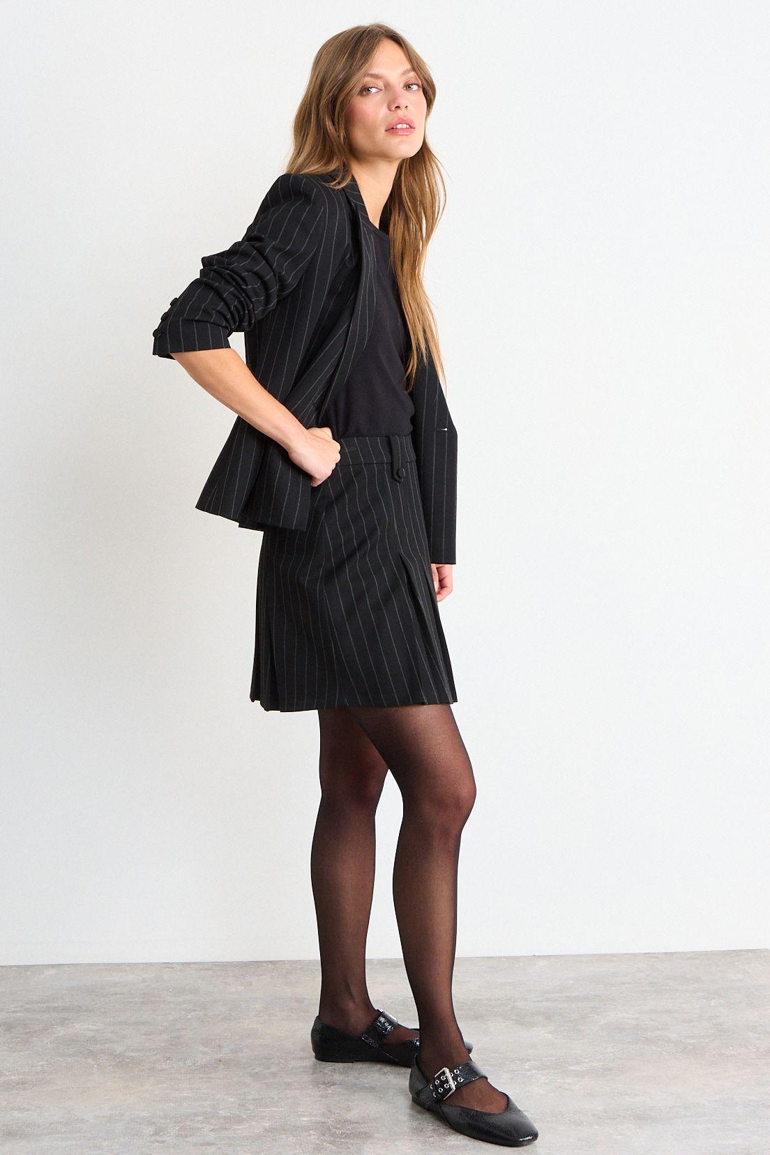 Short Negro iO 11220126005102-4