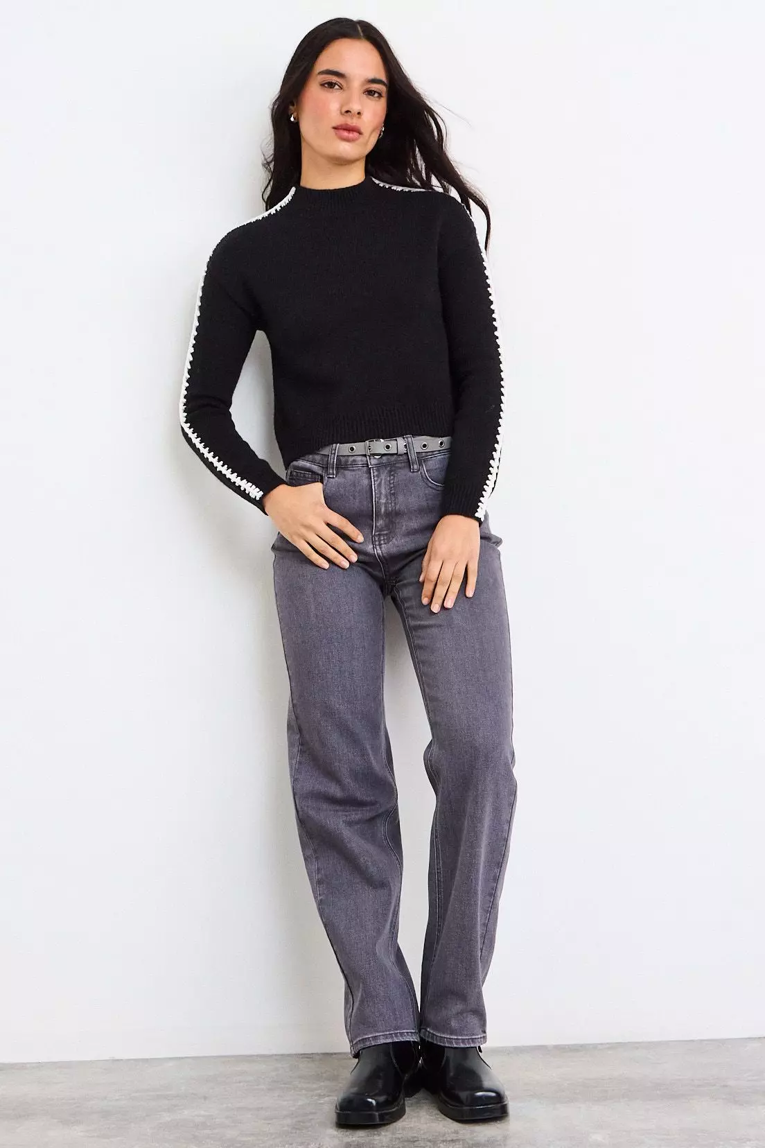 Sweater Liso Negro iO 18120226005102-4