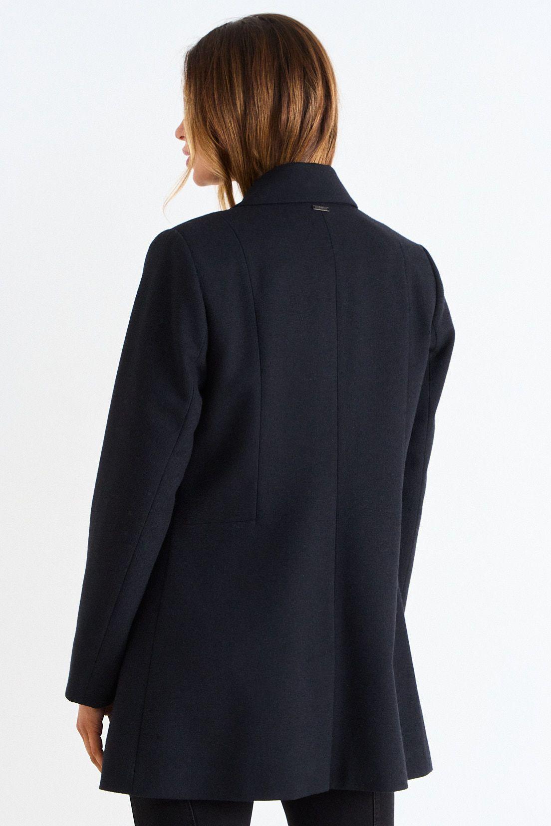 Chaqueton Liso Con Cierre Negro Ash 17007126002102-2